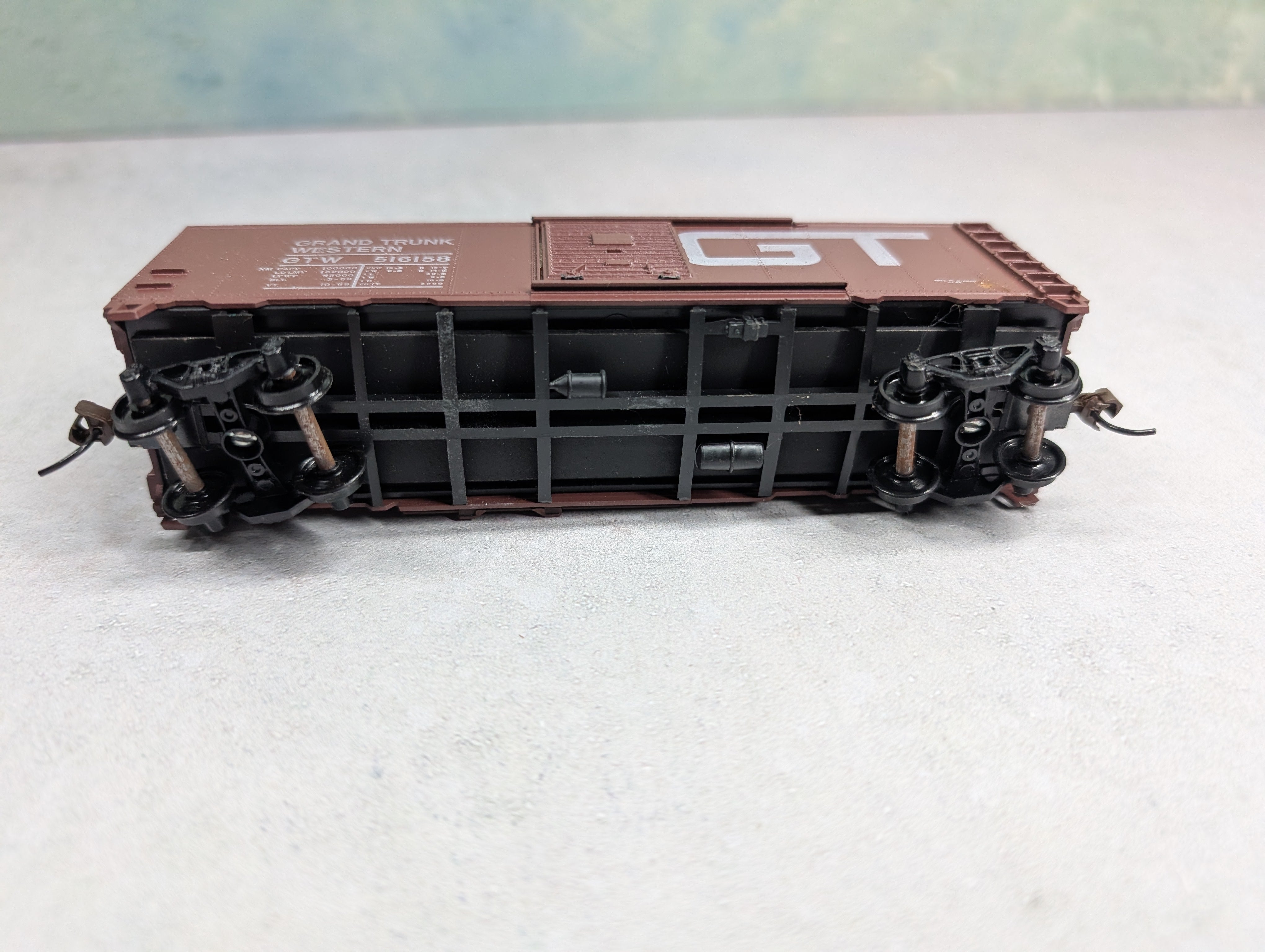 USED Athearn HO Scale 40' Box Car Grand Trunk Western GTW #516158