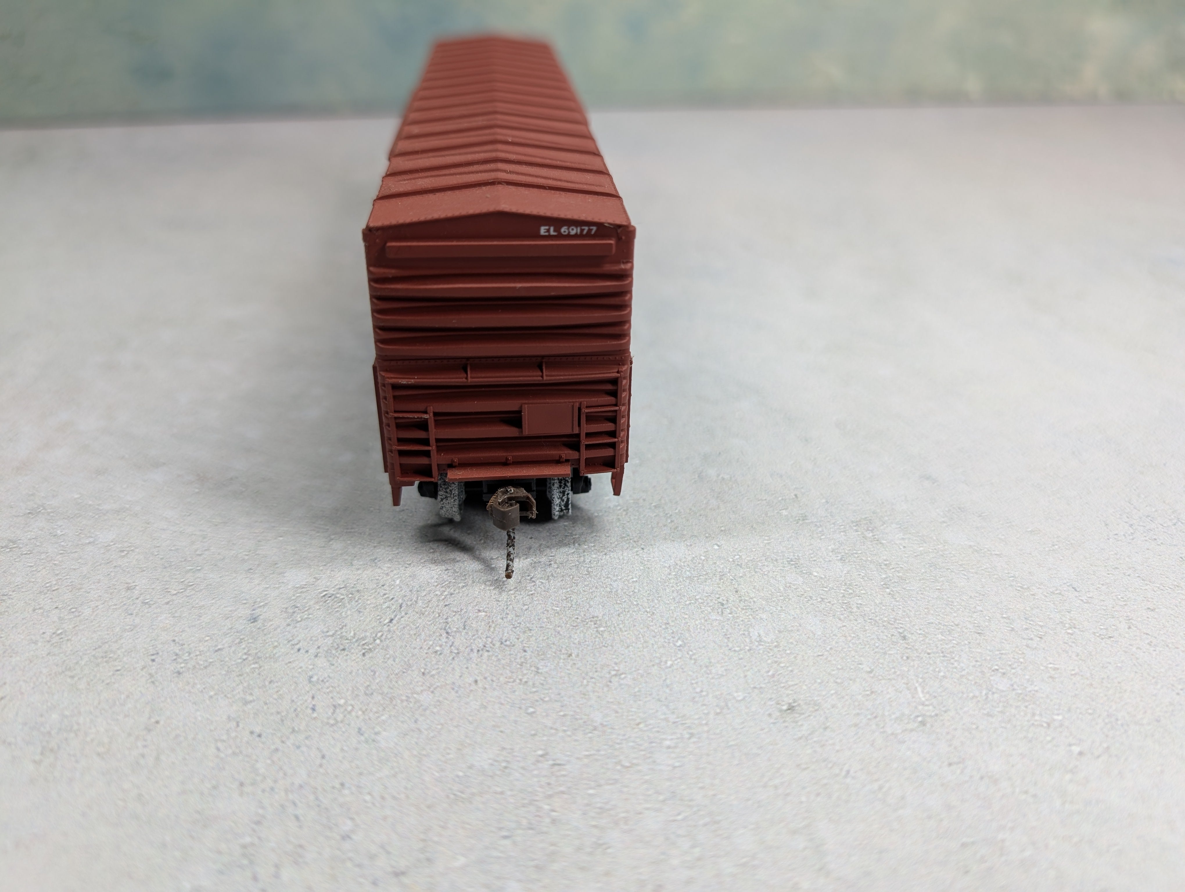 USED Accurail HO Scale 50' Box Car Erie Lackawanna EL #69177