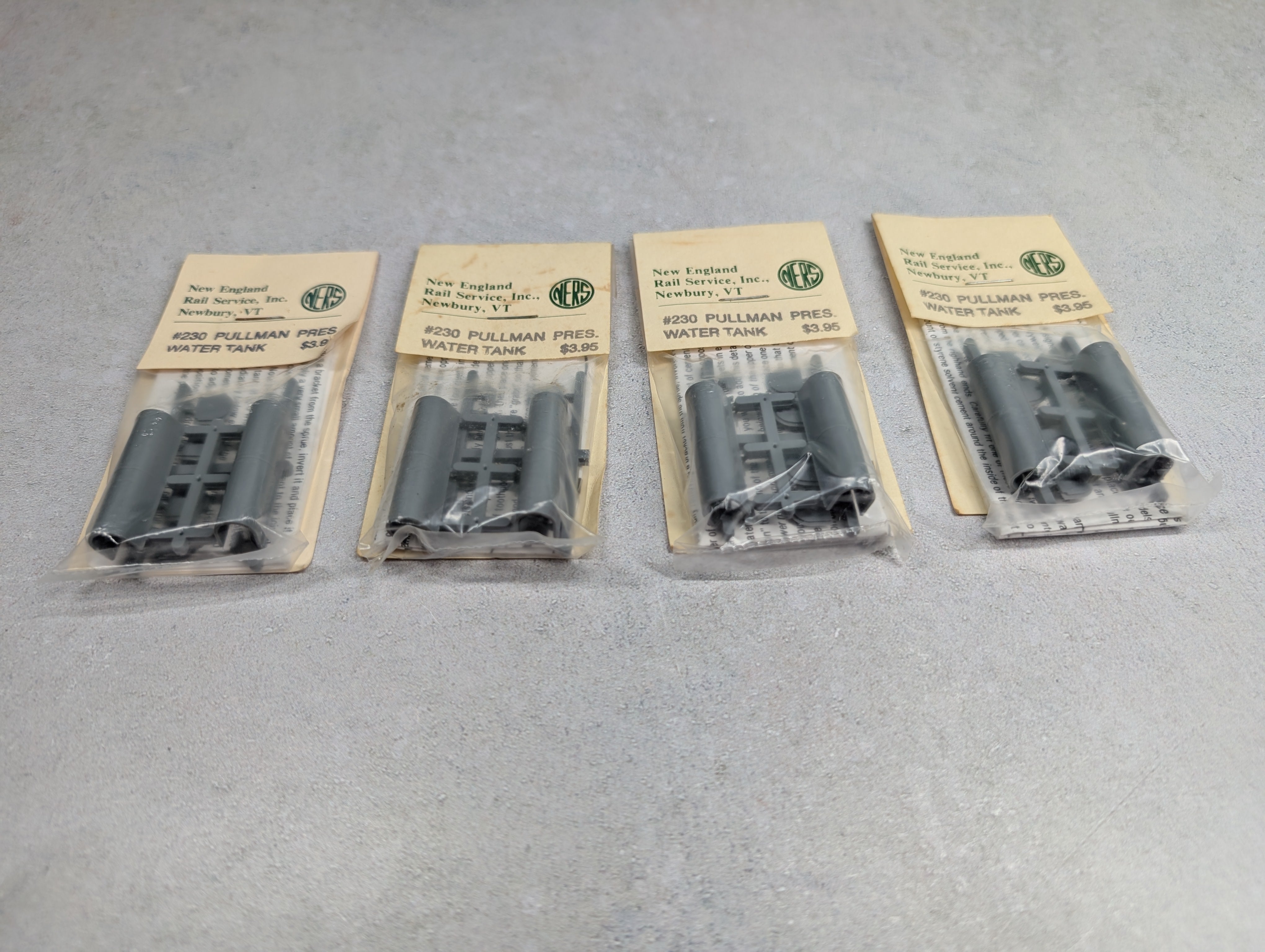 New England Rail Service 230 HO Scale Pullmam Pres. Water Tank Detail Parts (4 pcs)