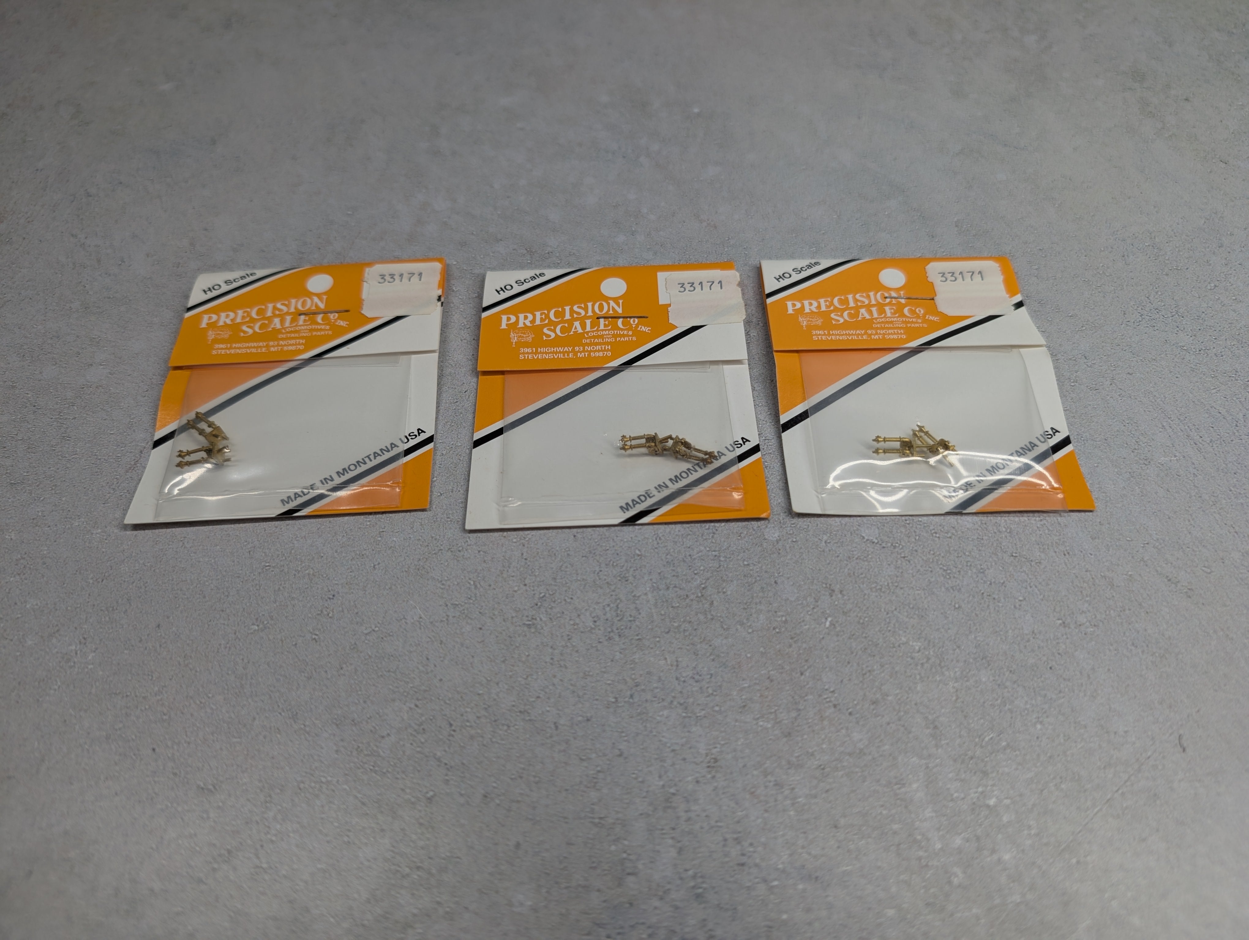 Precision Scale Co 33171 HO Scale Lot of Brass Regulators, Dual Vapor Steam Heat, Type 2 for Passenger Cars (3 pcs)