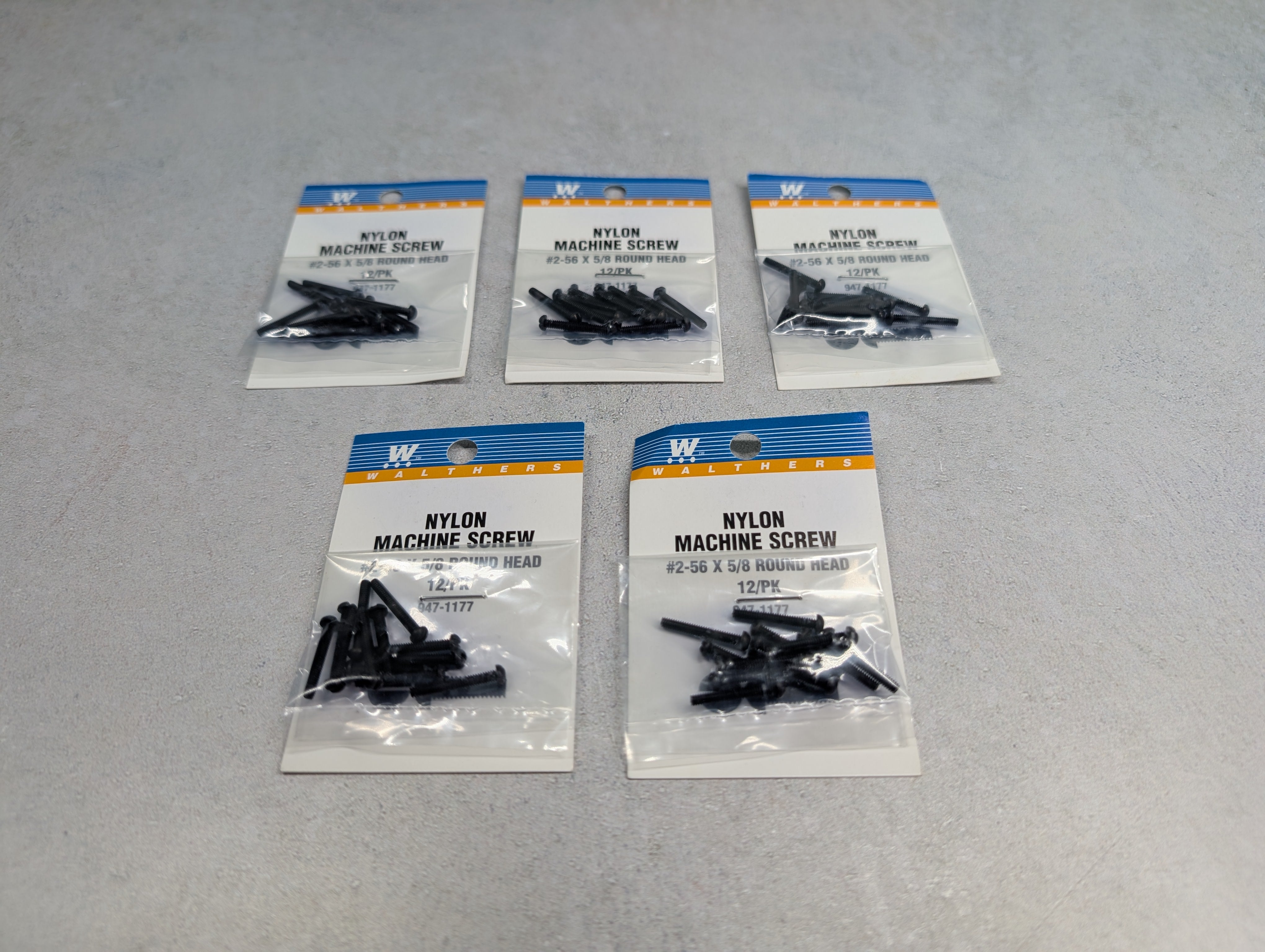 Walthers HO Scale Lot of Nylon Screws (5 pcs)