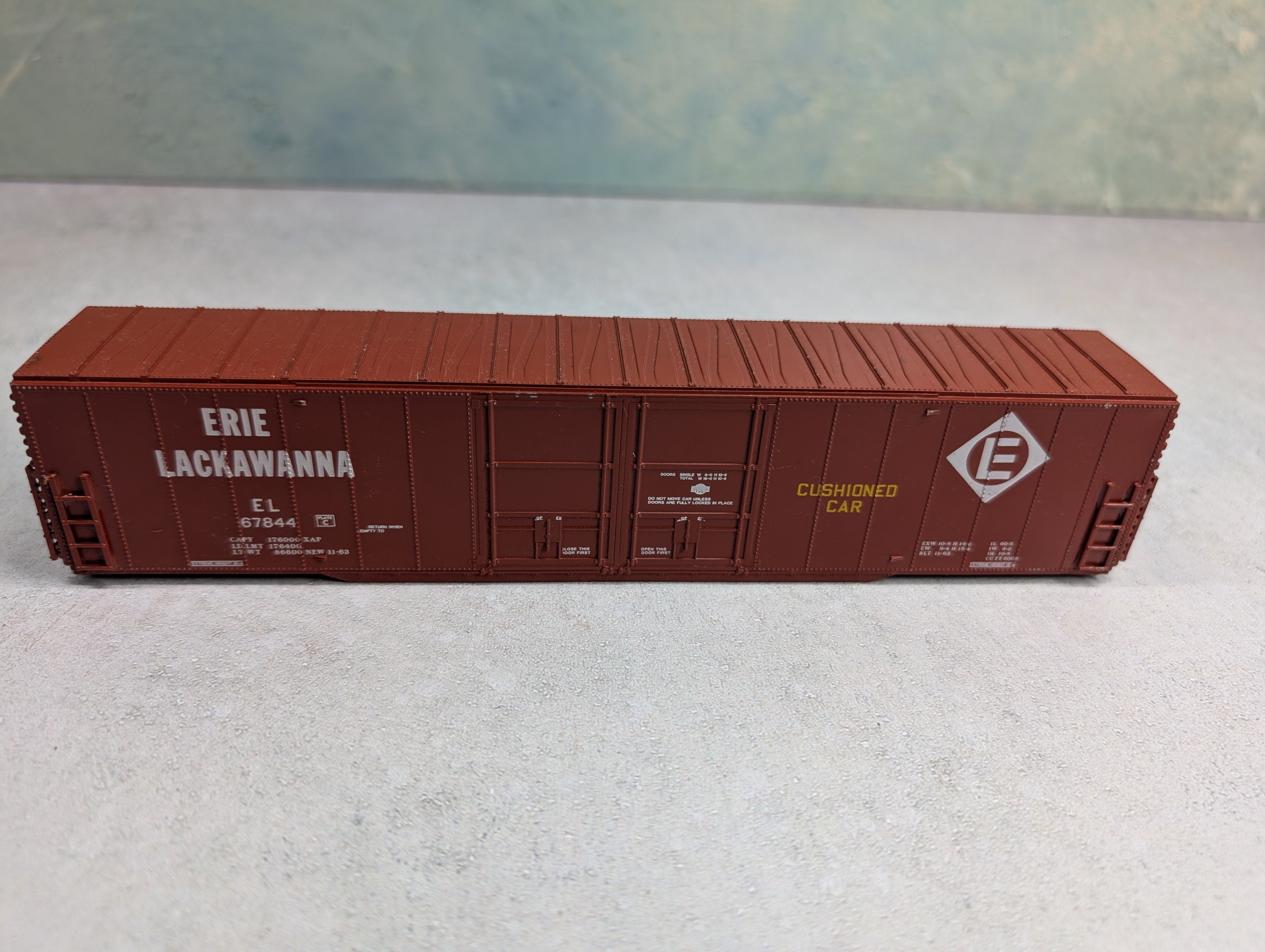 USED HO Scale 60' Box Car Erie Lackawanna EL #67844