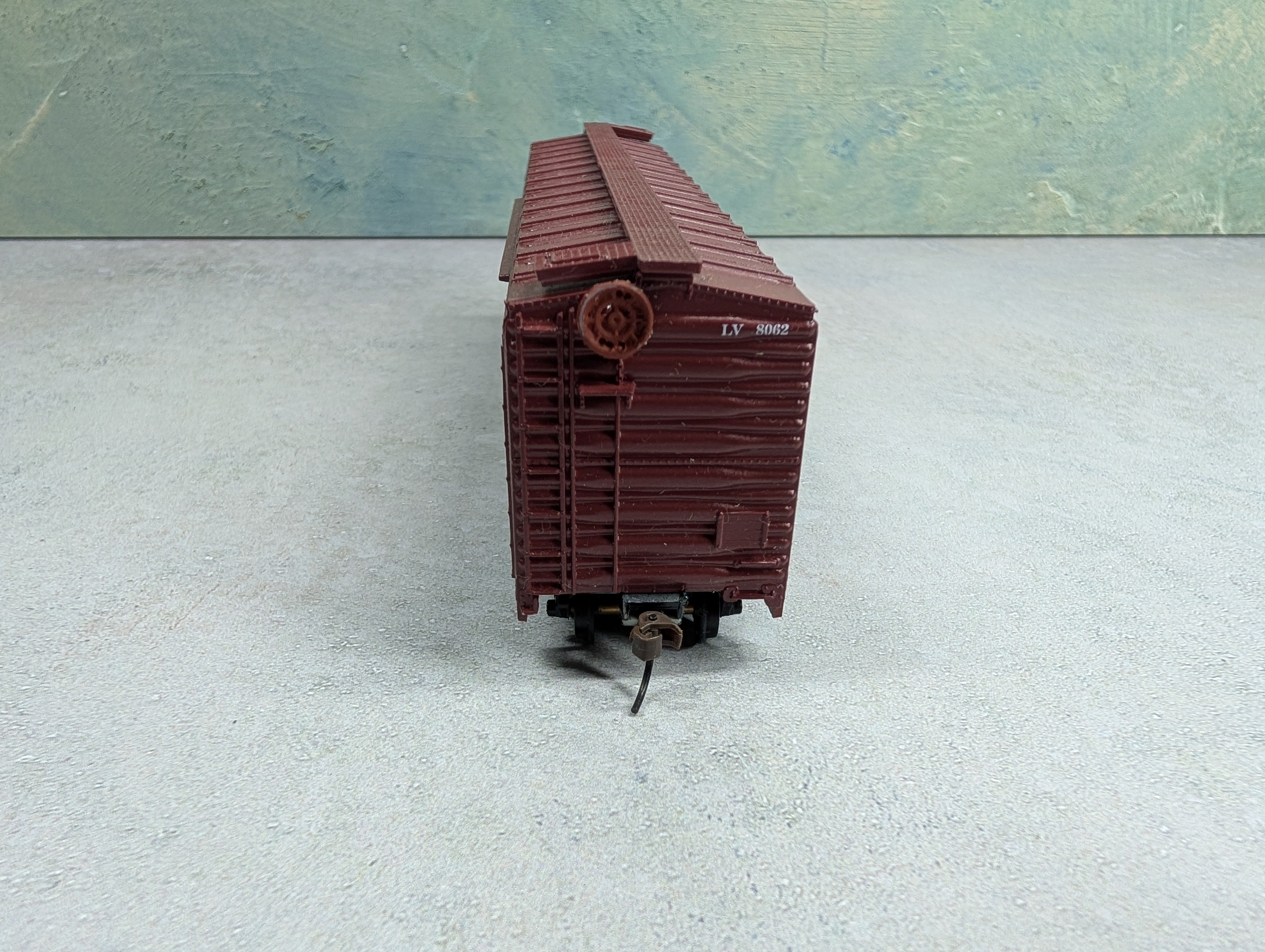 USED HO Scale 50' Box Car Lehigh Valley LV #8062