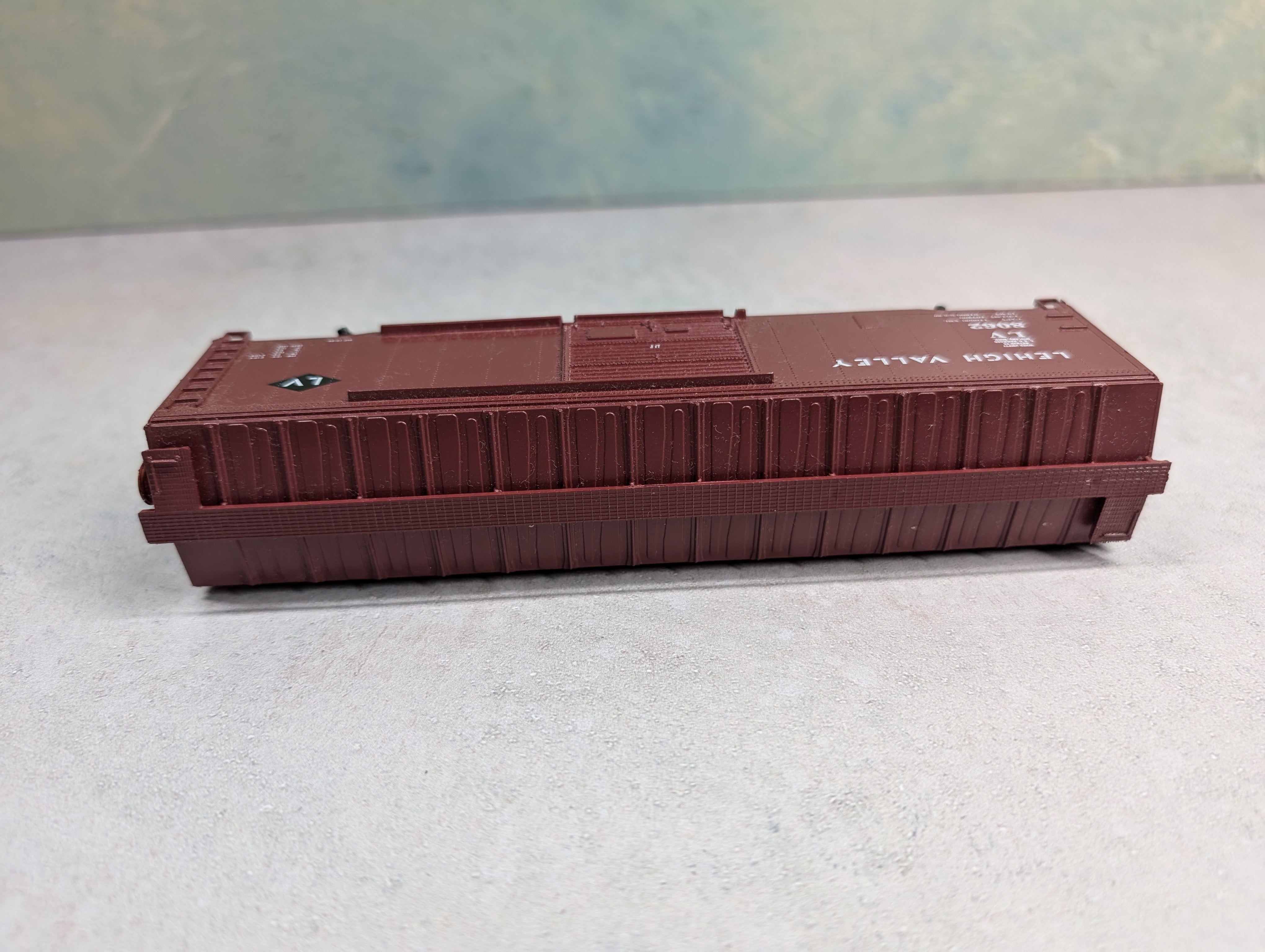 USED HO Scale 50' Box Car Lehigh Valley LV #8062