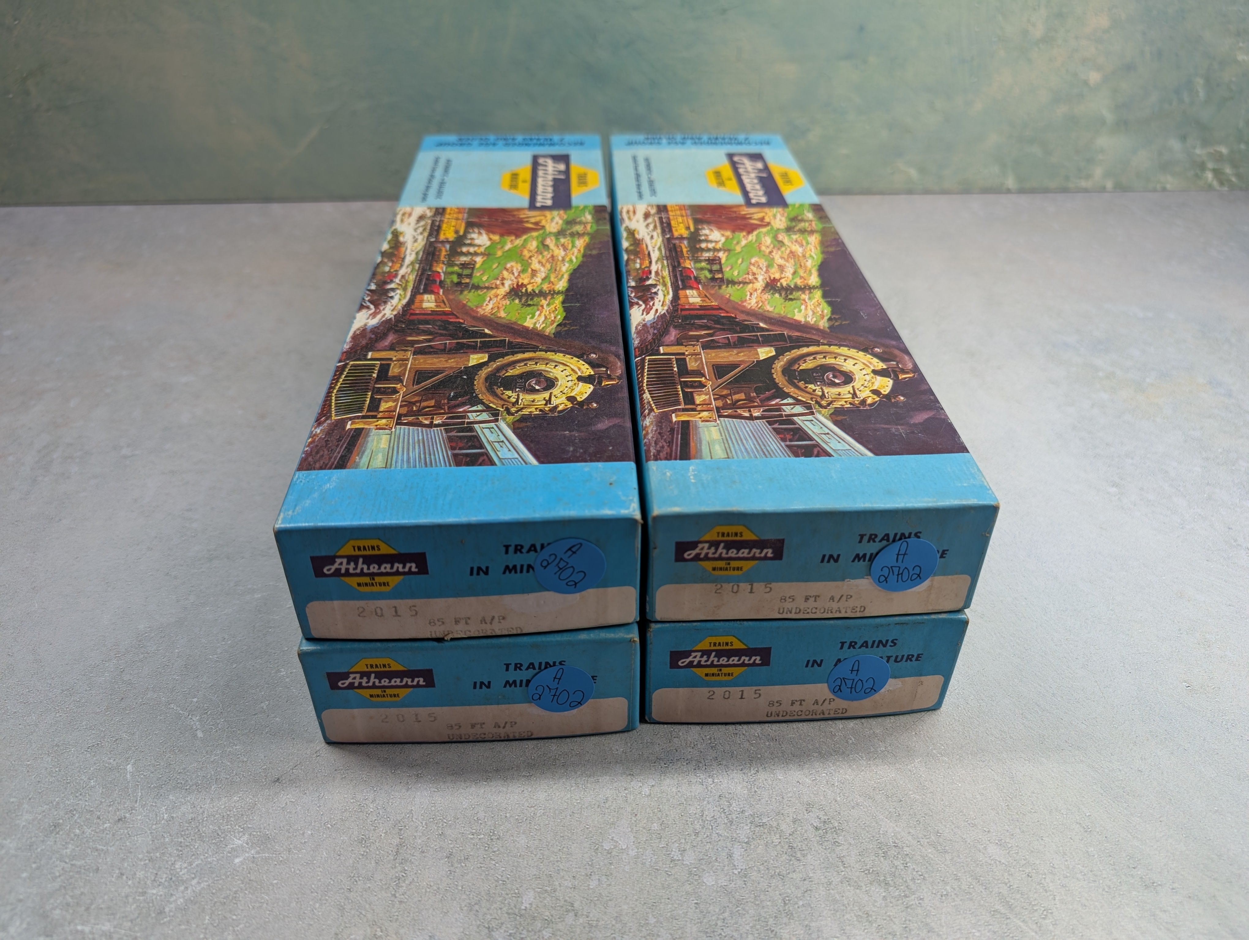 USED Athearn 2015 HO Scale 85' A/P Flat Car Undecorated Black KIT (4 pcs)