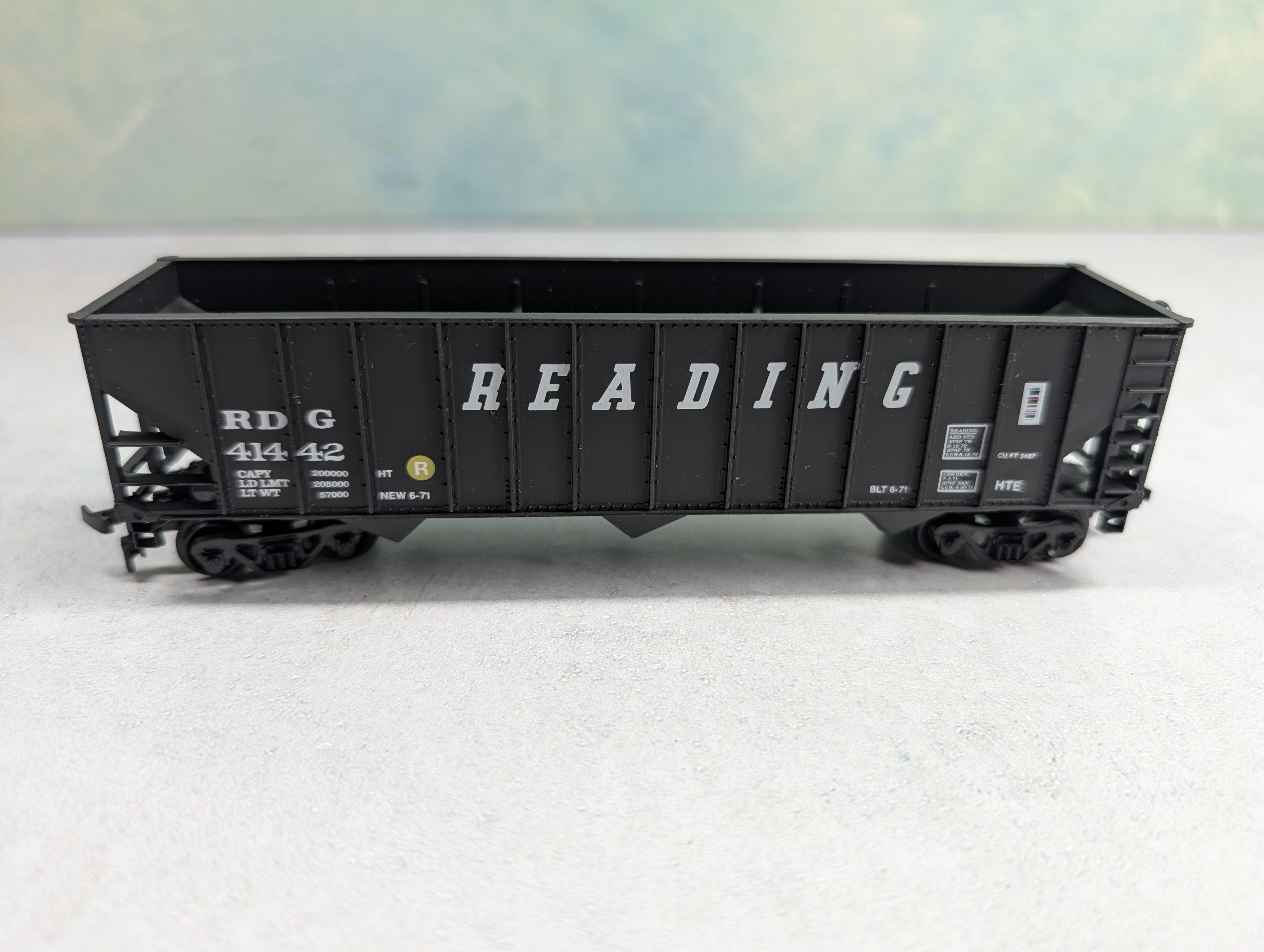 USED Life-Like HO Scale 100 Ton Hopper Reading RDG #41442