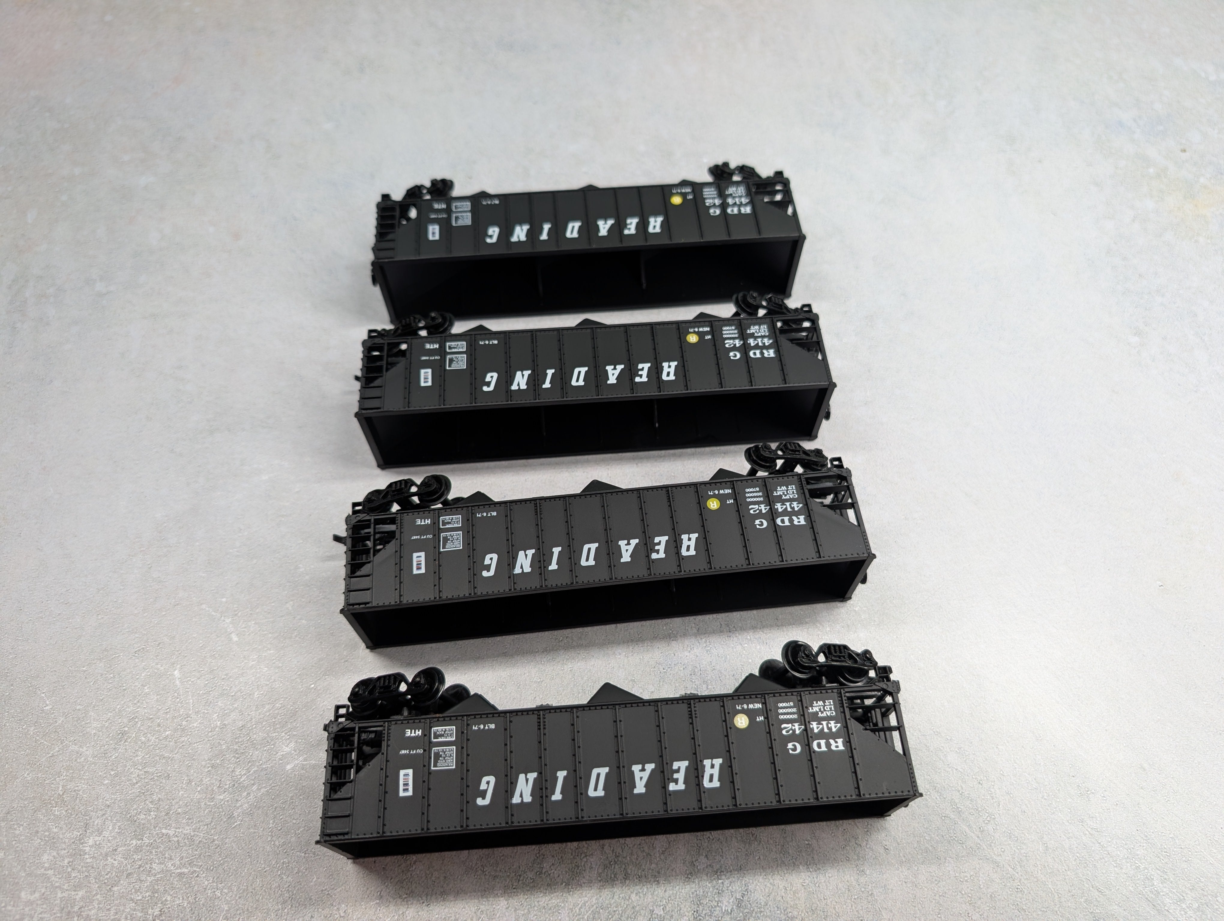 USED Life-Like HO Scale 100 Ton Hopper Reading RDG #41442 (4 pcs)