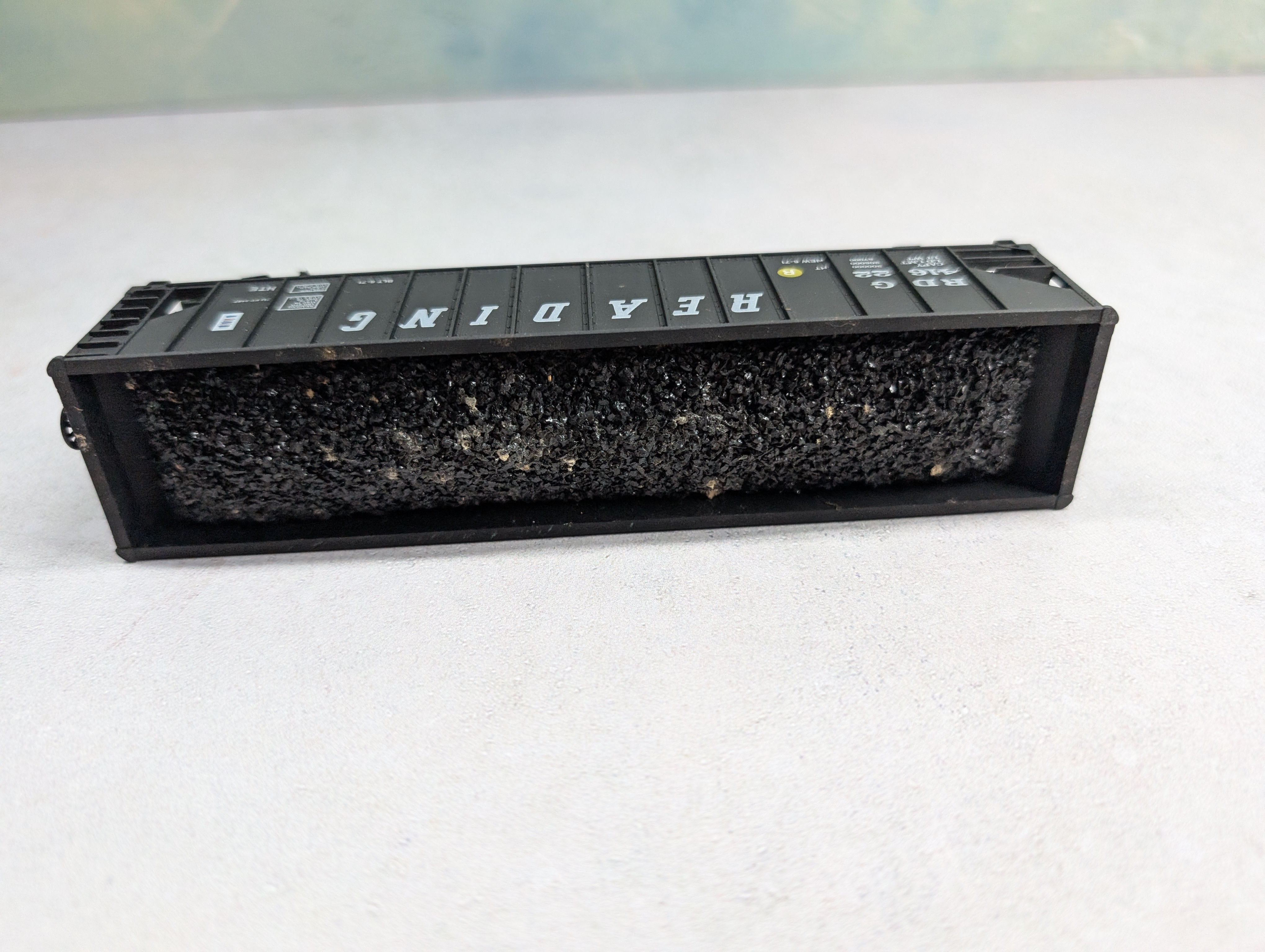 USED Life-Like HO Scale 100 Ton Hopper Reading RDG #41622 w/ Coal Load