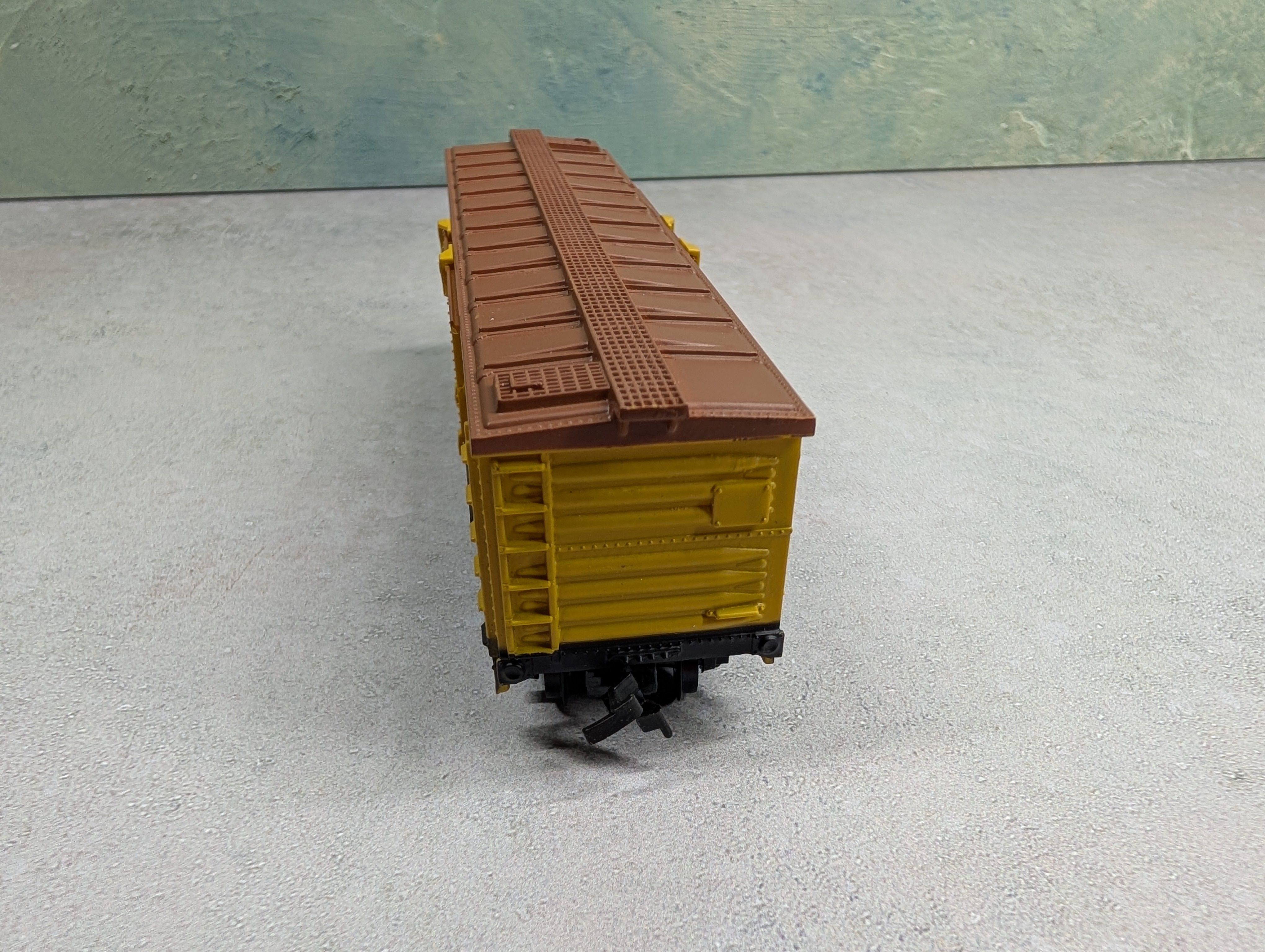 USED Life-Like HO Scale 40' Cattle Stock Car MKT #4702