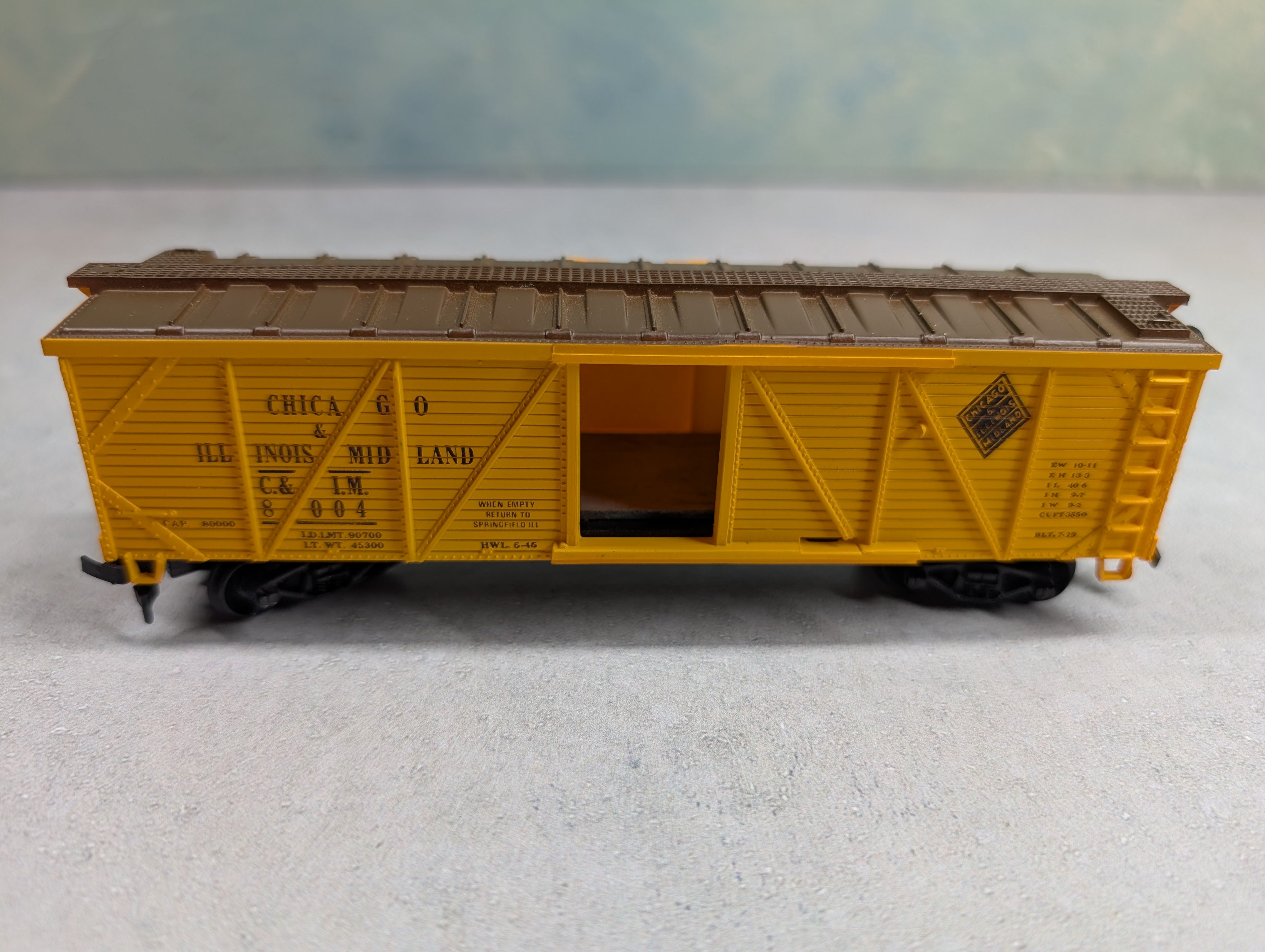 USED Life-Like HO Scale 40' Wooden Box Car Chicago and Illinois Midland C&IM #8004