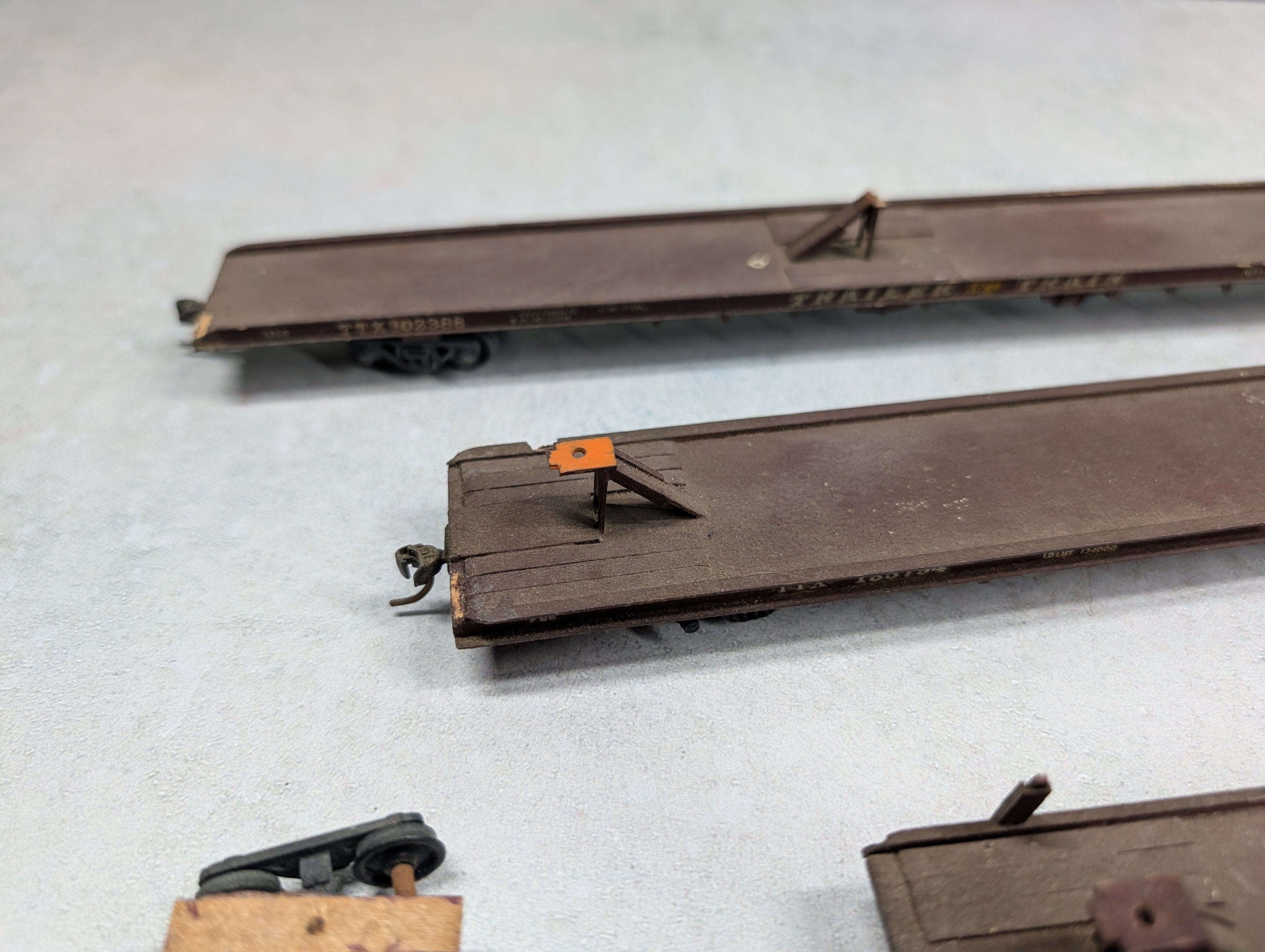 USED HO Scale Trailer Flat Cars Trailer Train TTX Custom Wood Built (4 pcs)