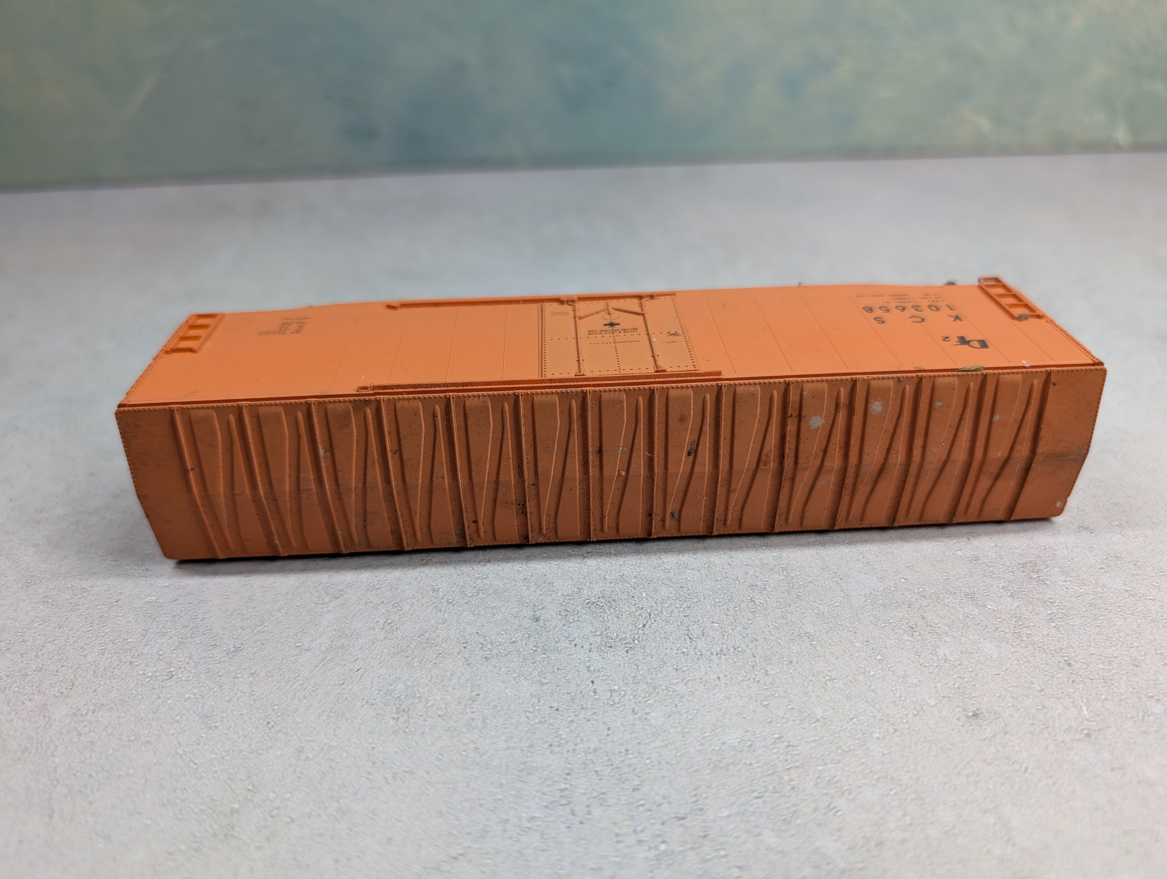 USED Accurail HO Scale 50' Box Car Kansas City Southern KCS #103658