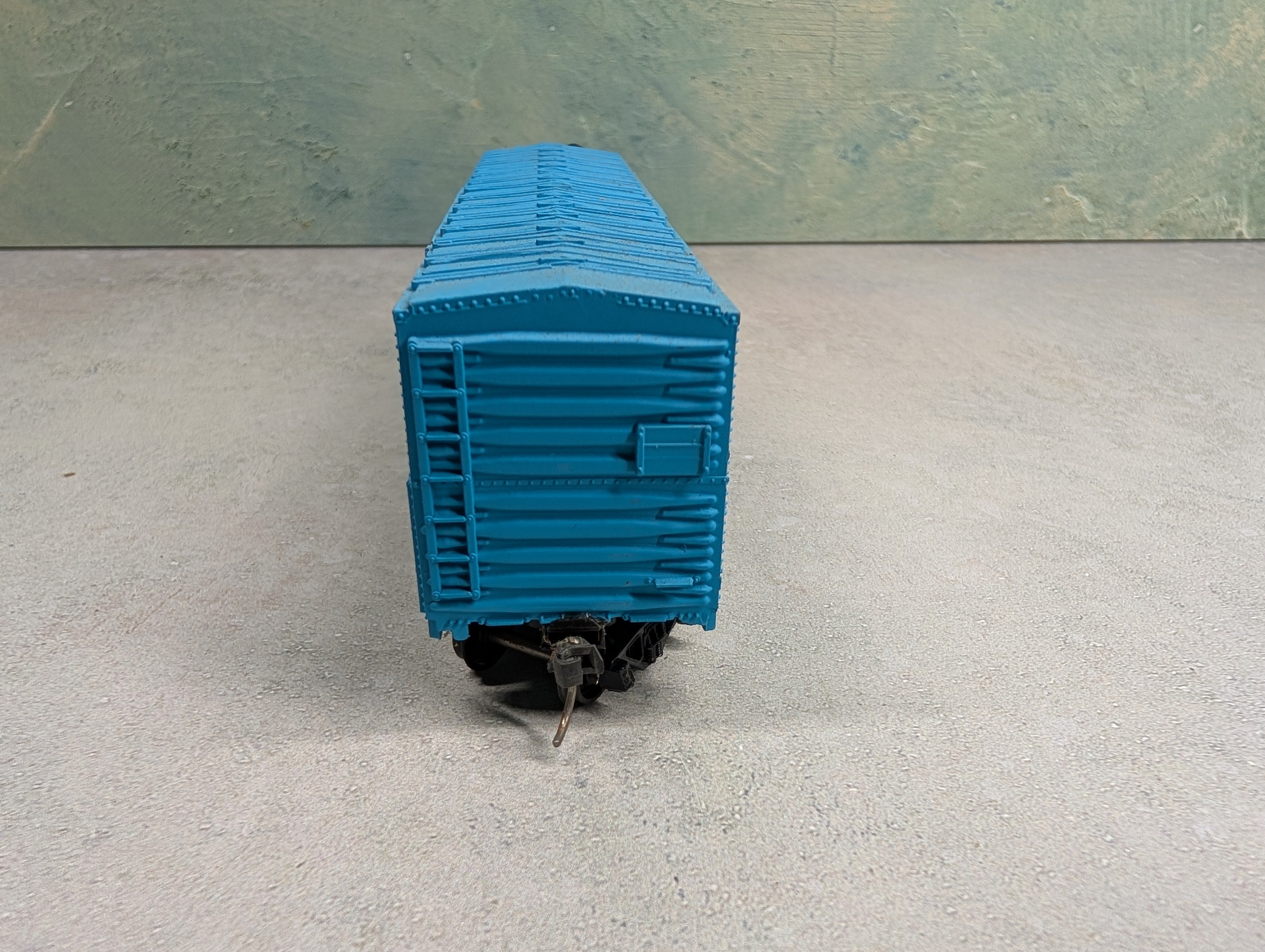 USED Bachmann HO Scale 50' Box Car Rock Island Rock #57028