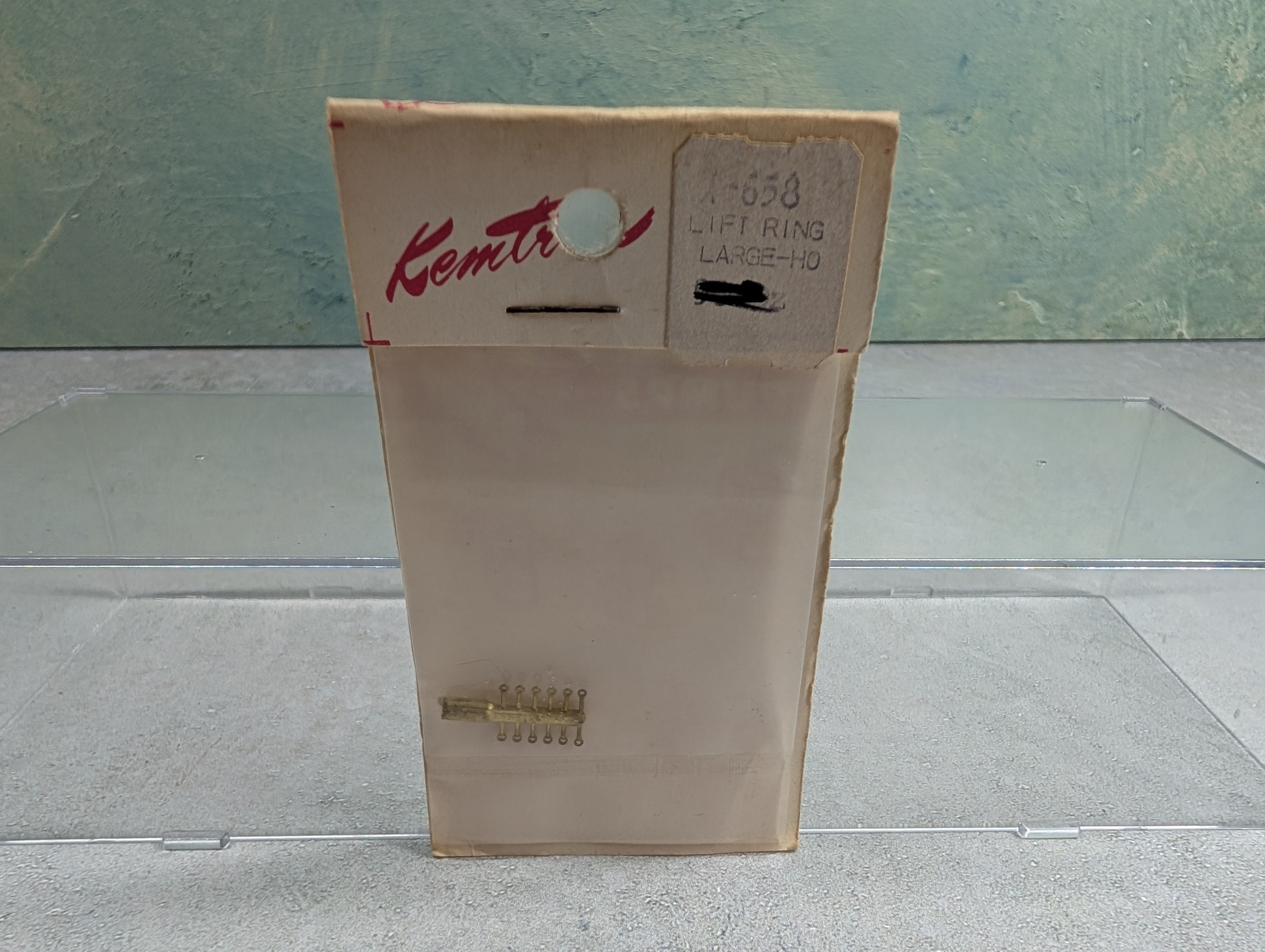 Kemtron HO Scale Brass Lift Rings (12 pcs)