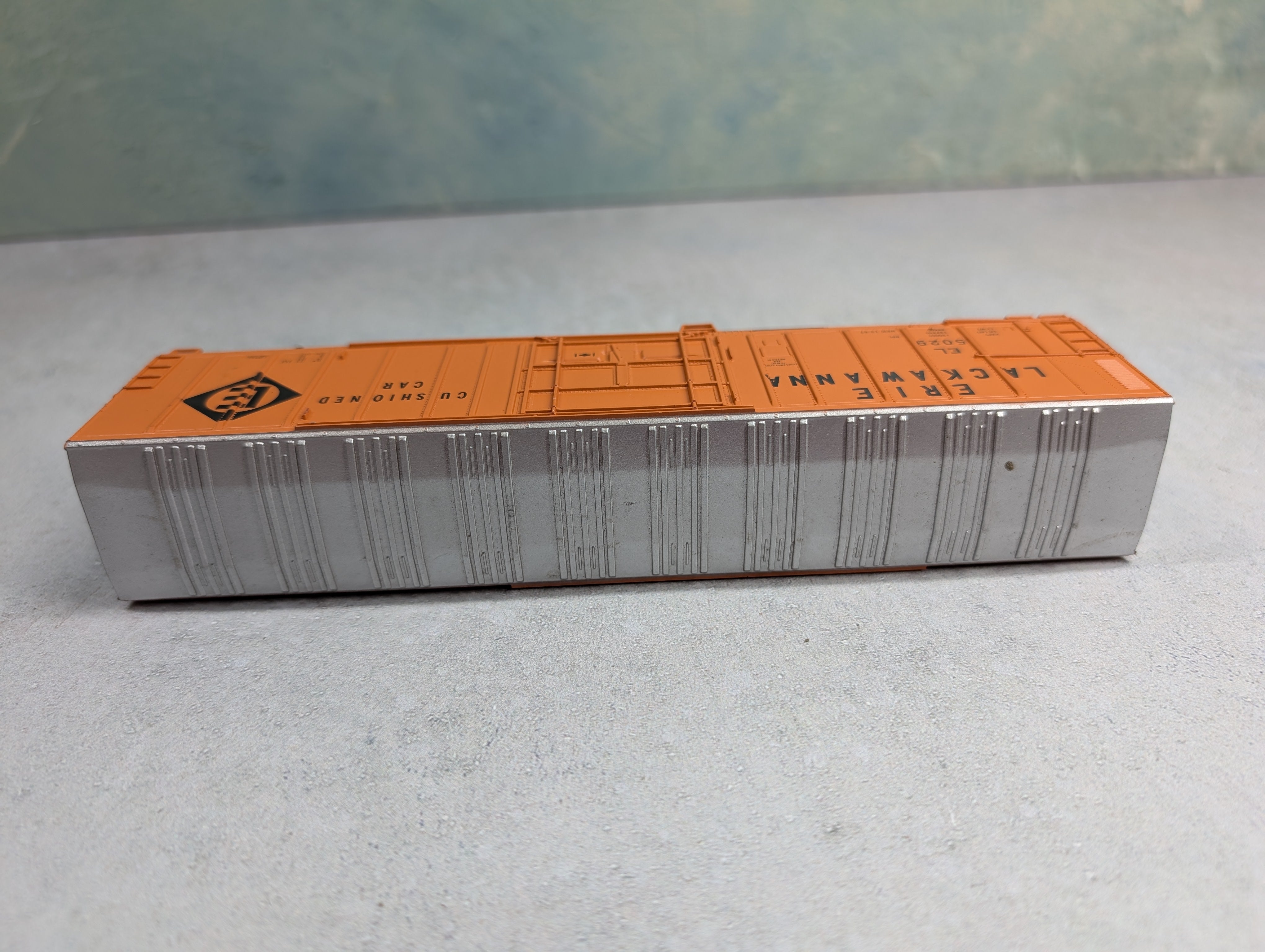 USED Athearn HO Scale 56' Box Car Erie Lackawanna EL #5029