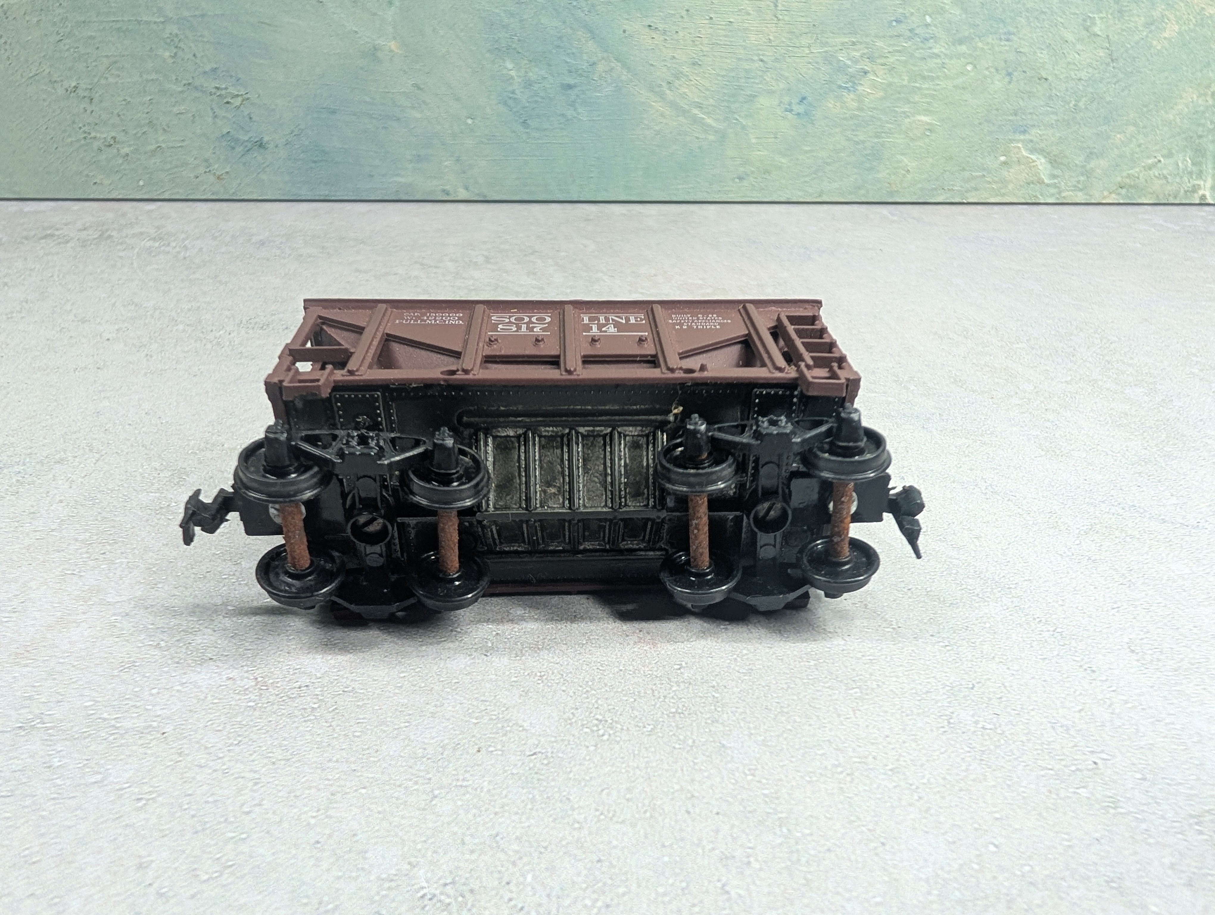USED Roundhouse 1411 HO Scale Ore Car Soo Line #81714 KIT