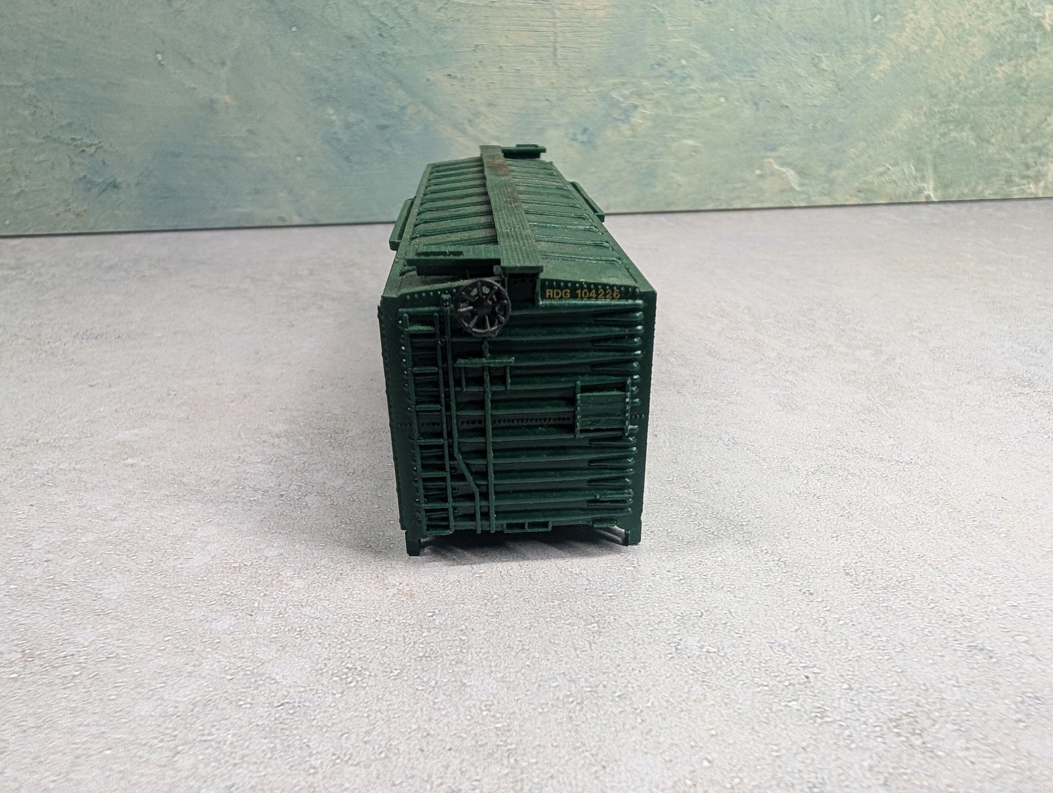 USED Bachmann HO Scale 40' Box Car Reading RDG #104226 Gearboxes