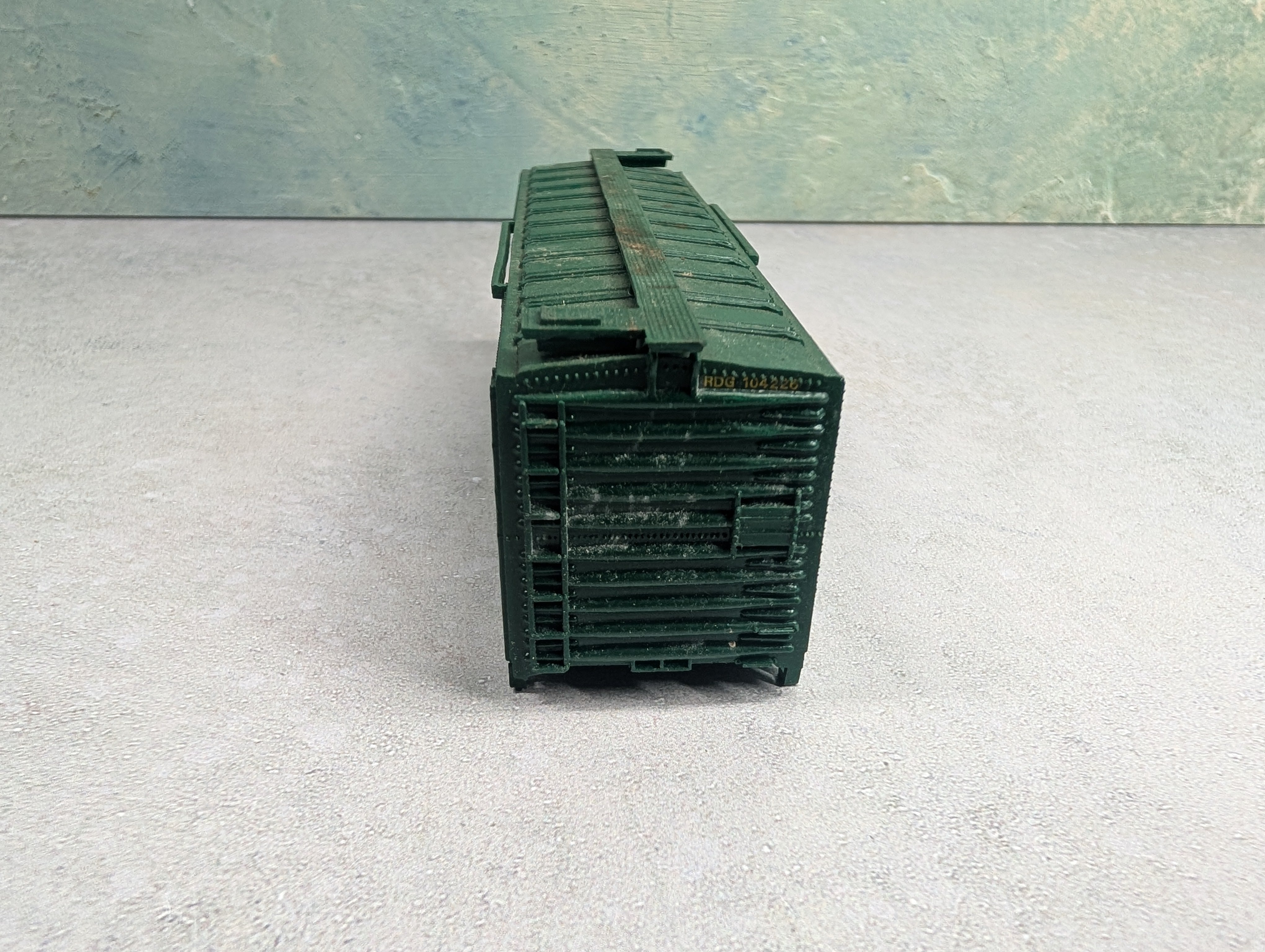 USED Bachmann HO Scale 40' Box Car Reading RDG #104226 Gearboxes