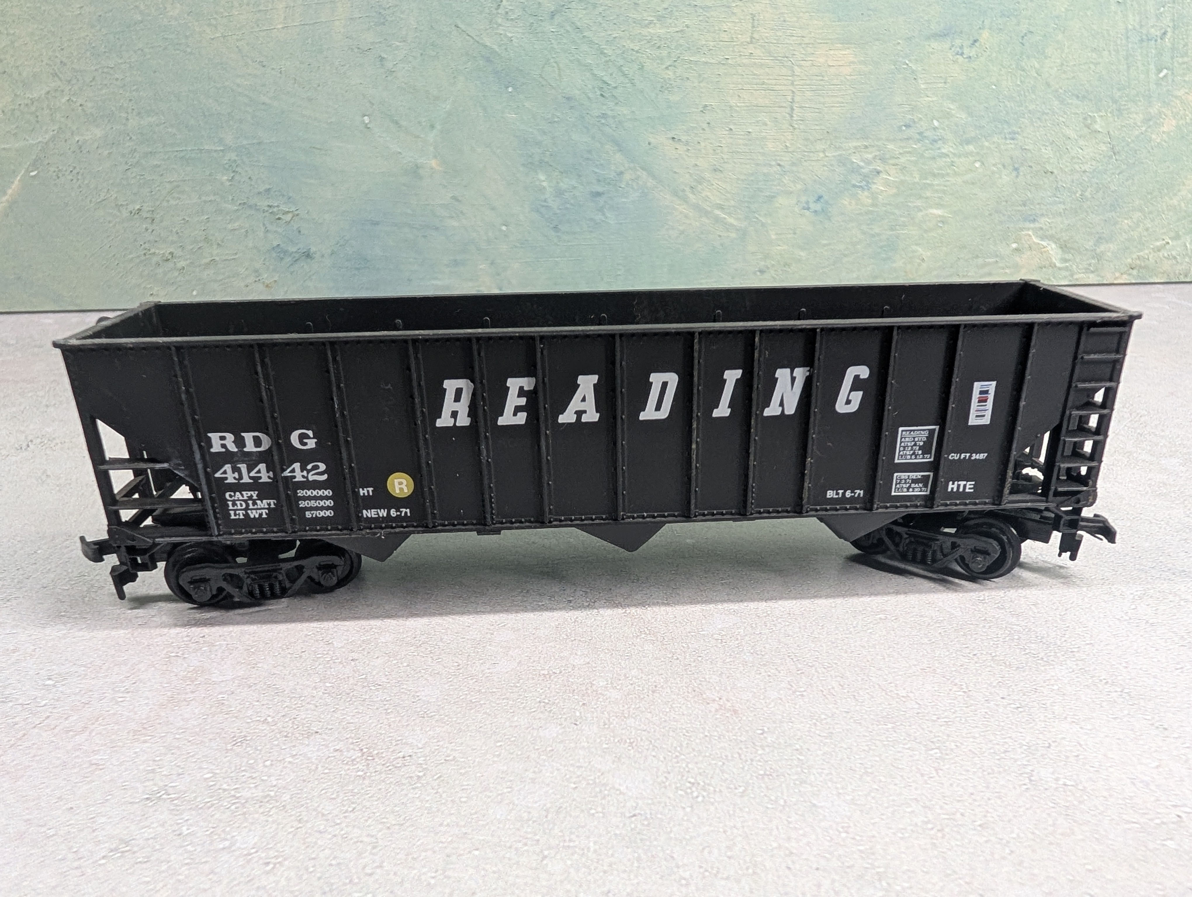 USED HO Scale Open Hopper Reading RDG #41442