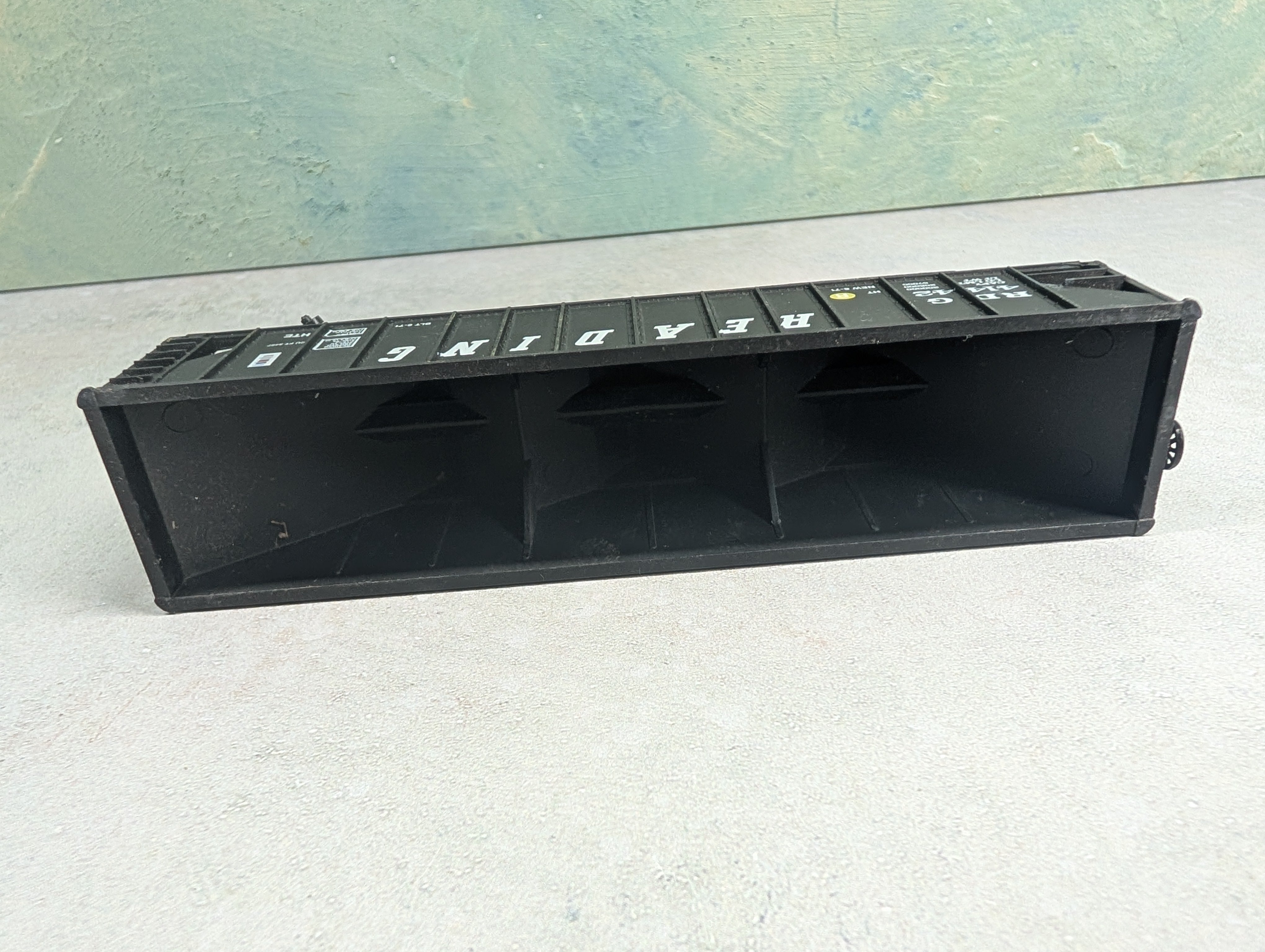 USED HO Scale Open Hopper Reading RDG #41442