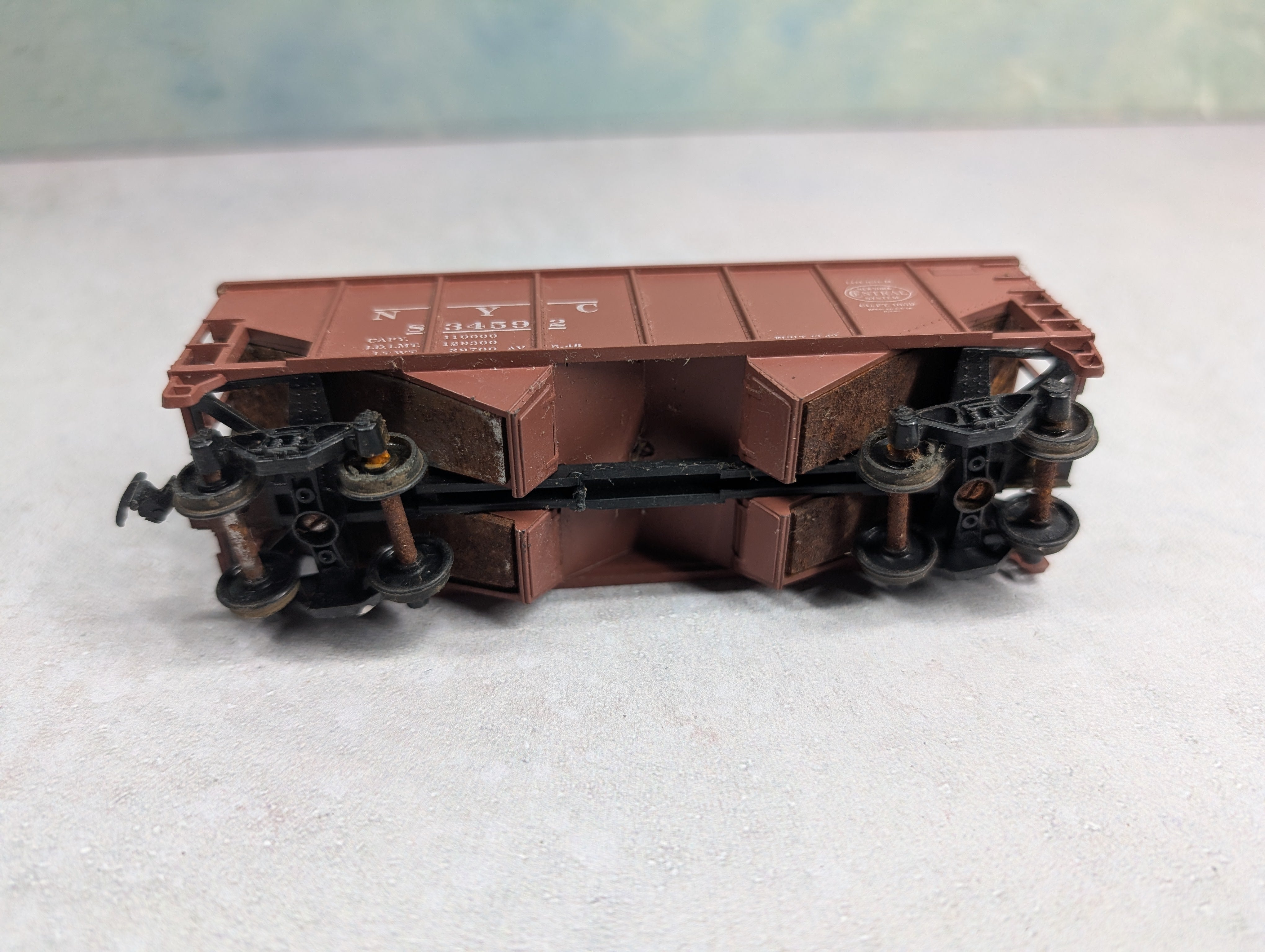 USED Athearn HO Scale 2 Bay Open Hopper New York Central NYC #834592