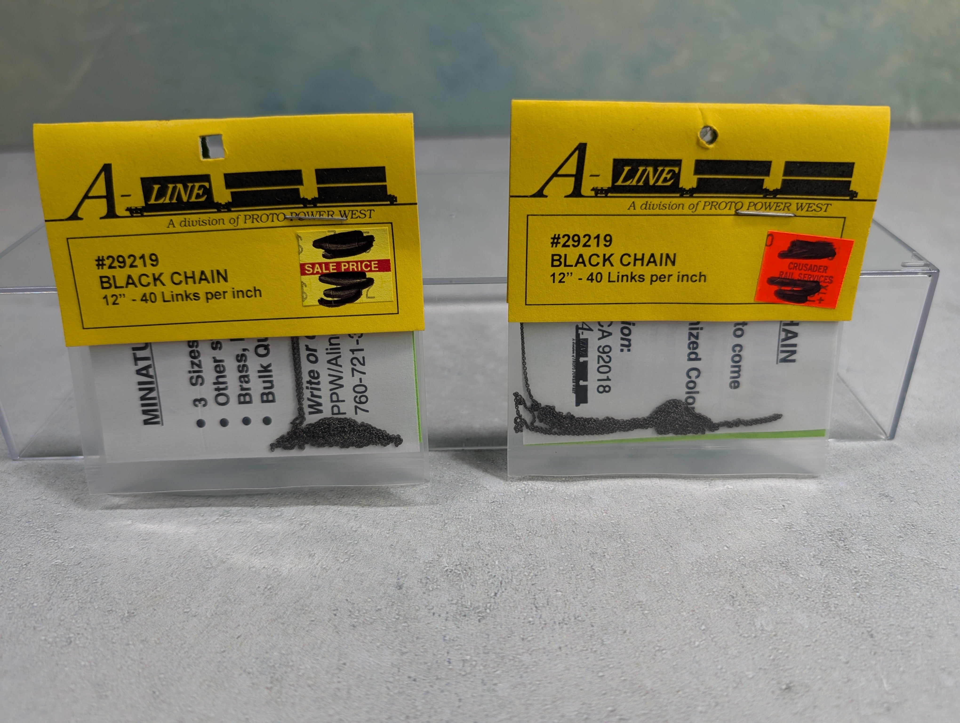 A-Line 29219 HO Scale Black Chain, 12" - 40 Links per inch (2 pcs)