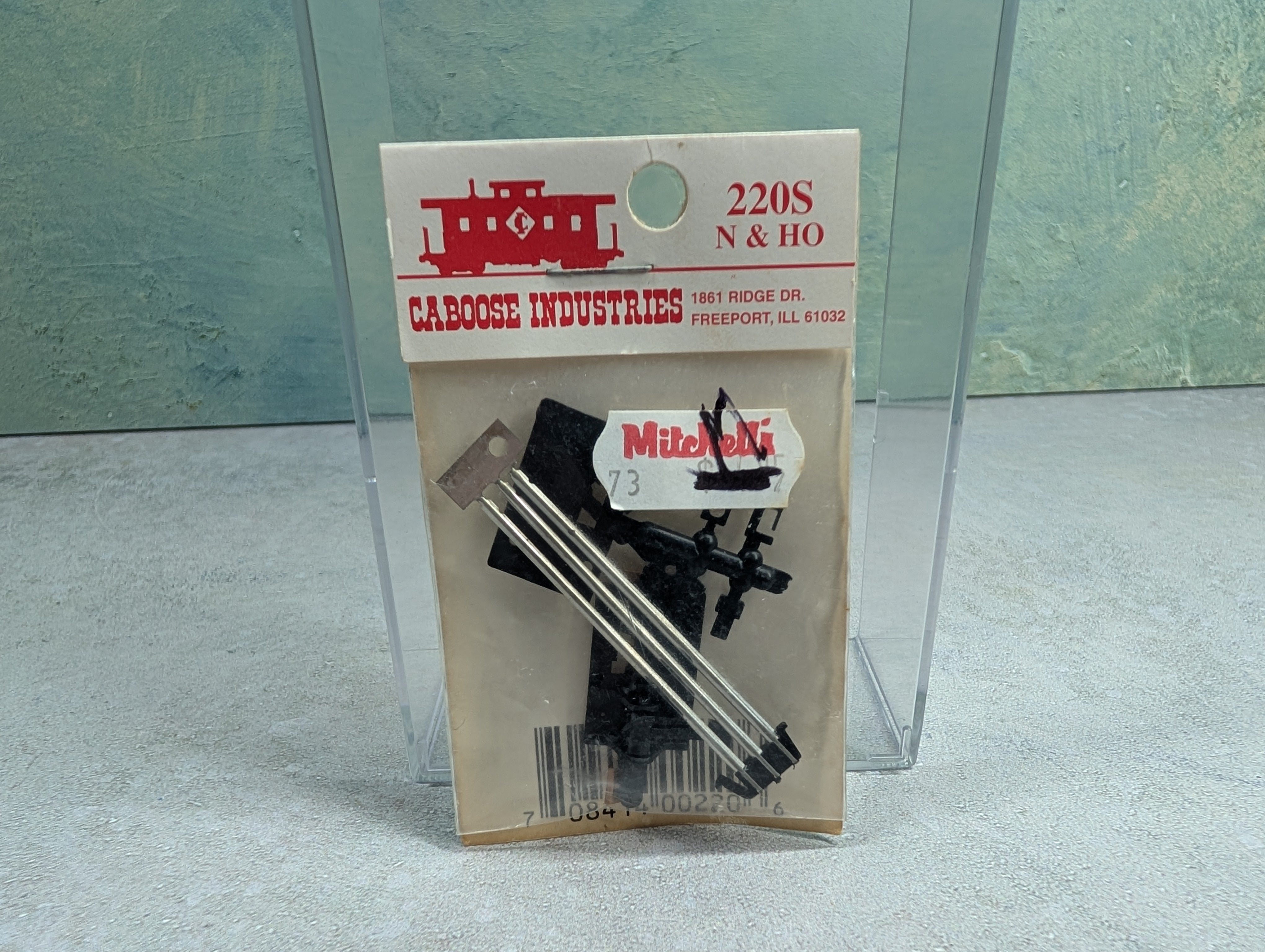 Caboose Industries 220S Multi Scale Operating Ground Throw, Sprung .165" Travel w/SPDT Contacts & Fittings
