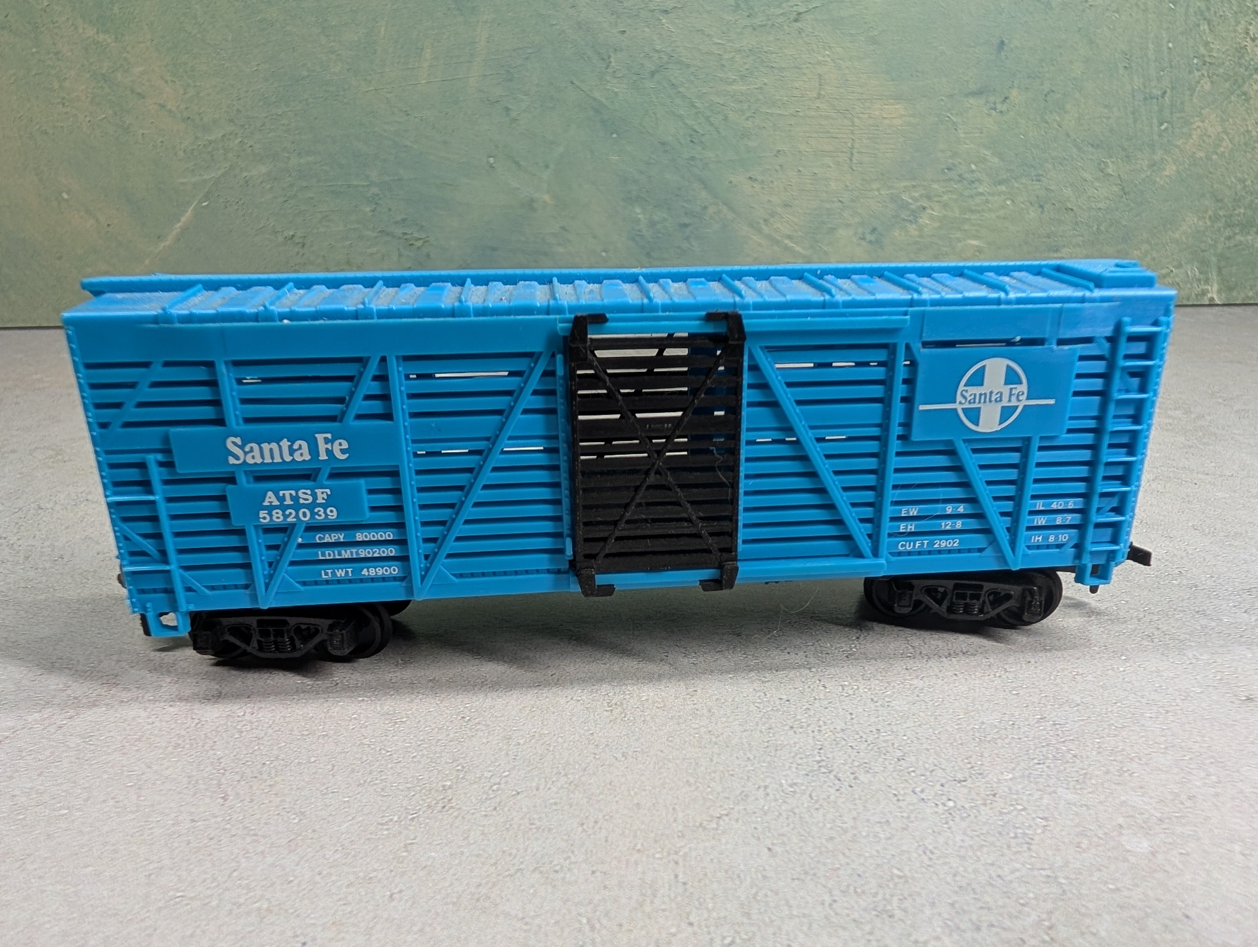 USED Model Power HO Scale 40' Cattle Stock Car Santa Fe ATSF #582039