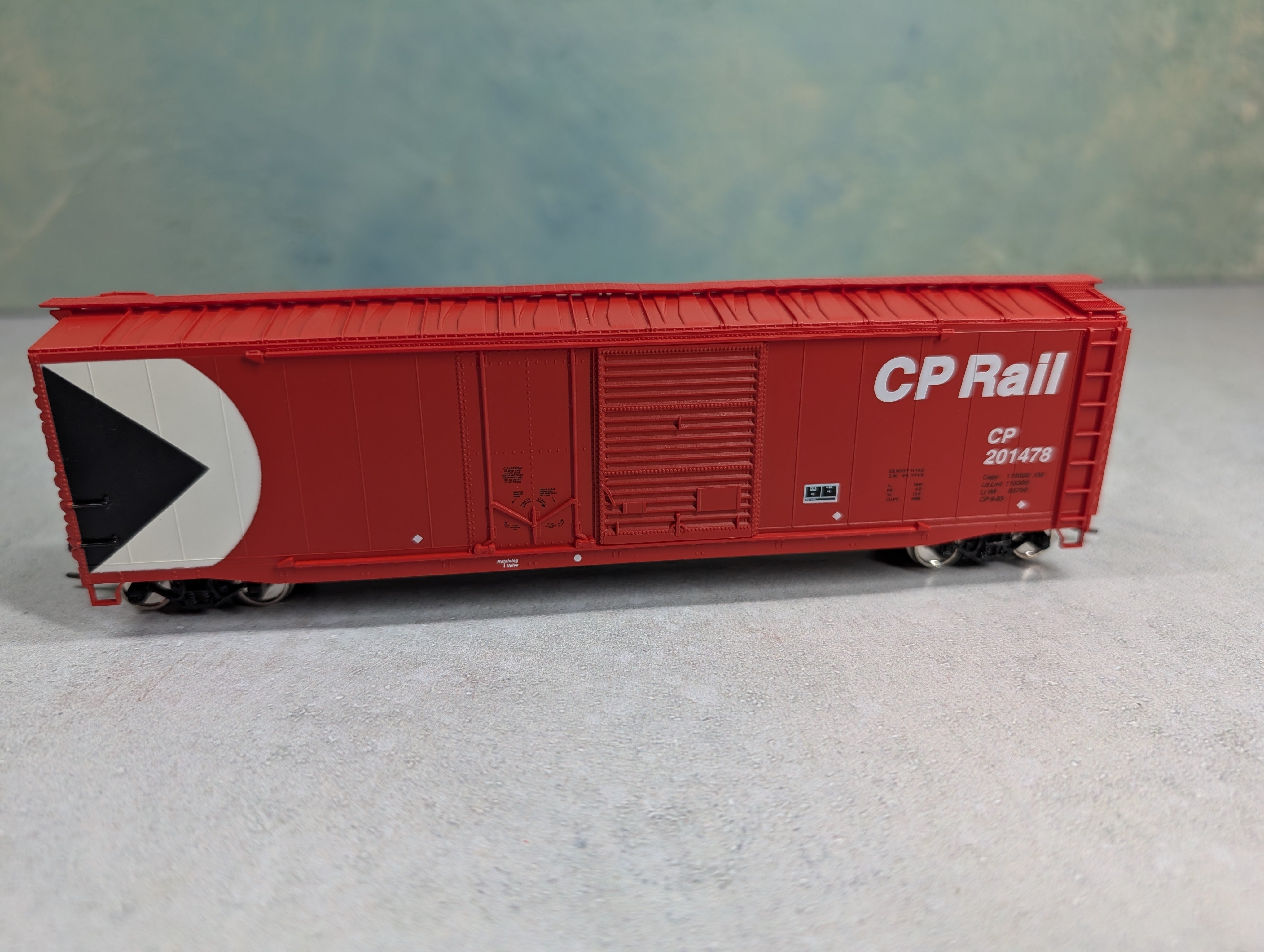 USED Accuready Accurail 82061 HO Scale 50' AAR Combo Door Box Car CP Rail #201478