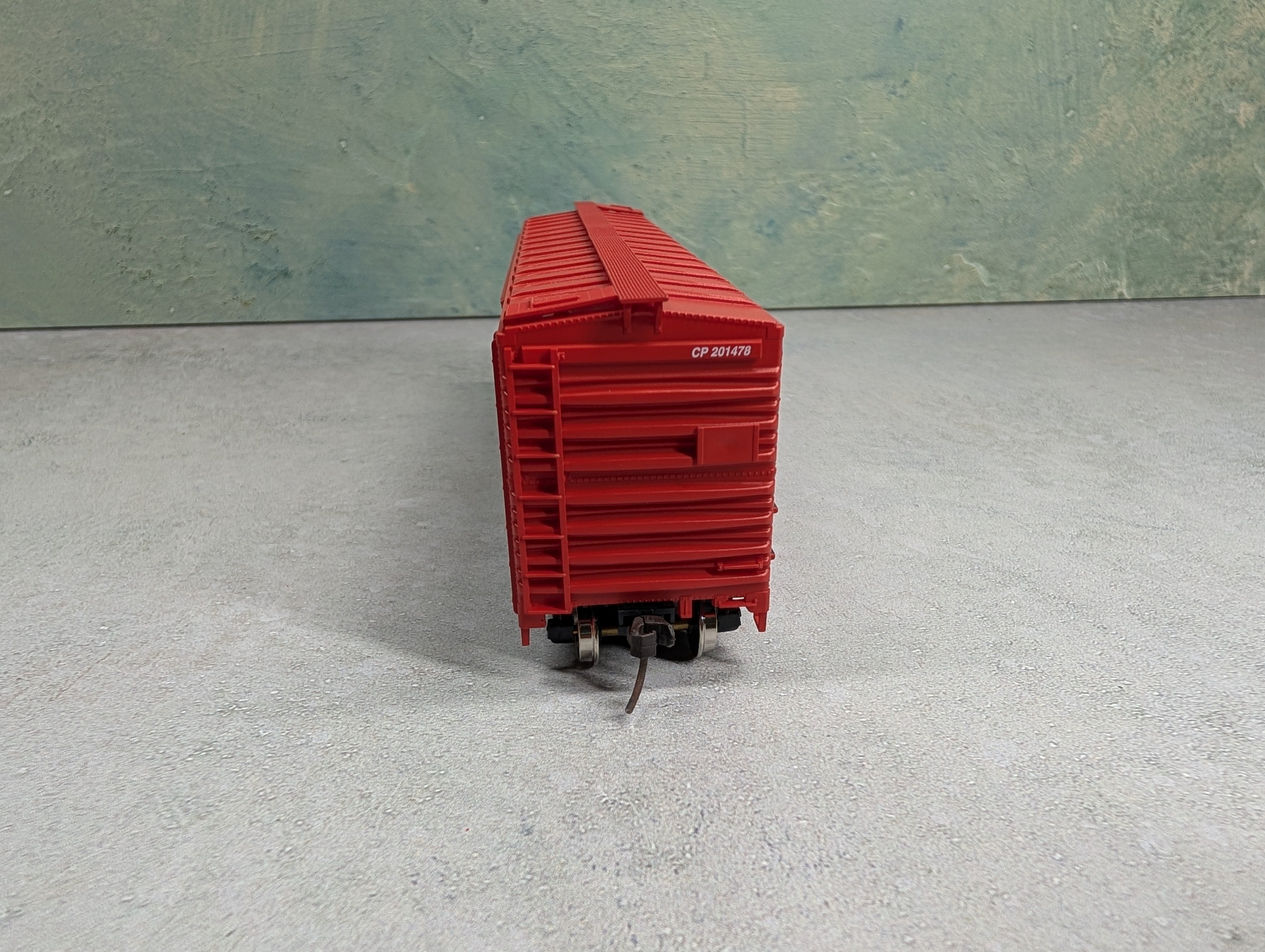 USED Accuready Accurail 82061 HO Scale 50' AAR Combo Door Box Car CP Rail #201478