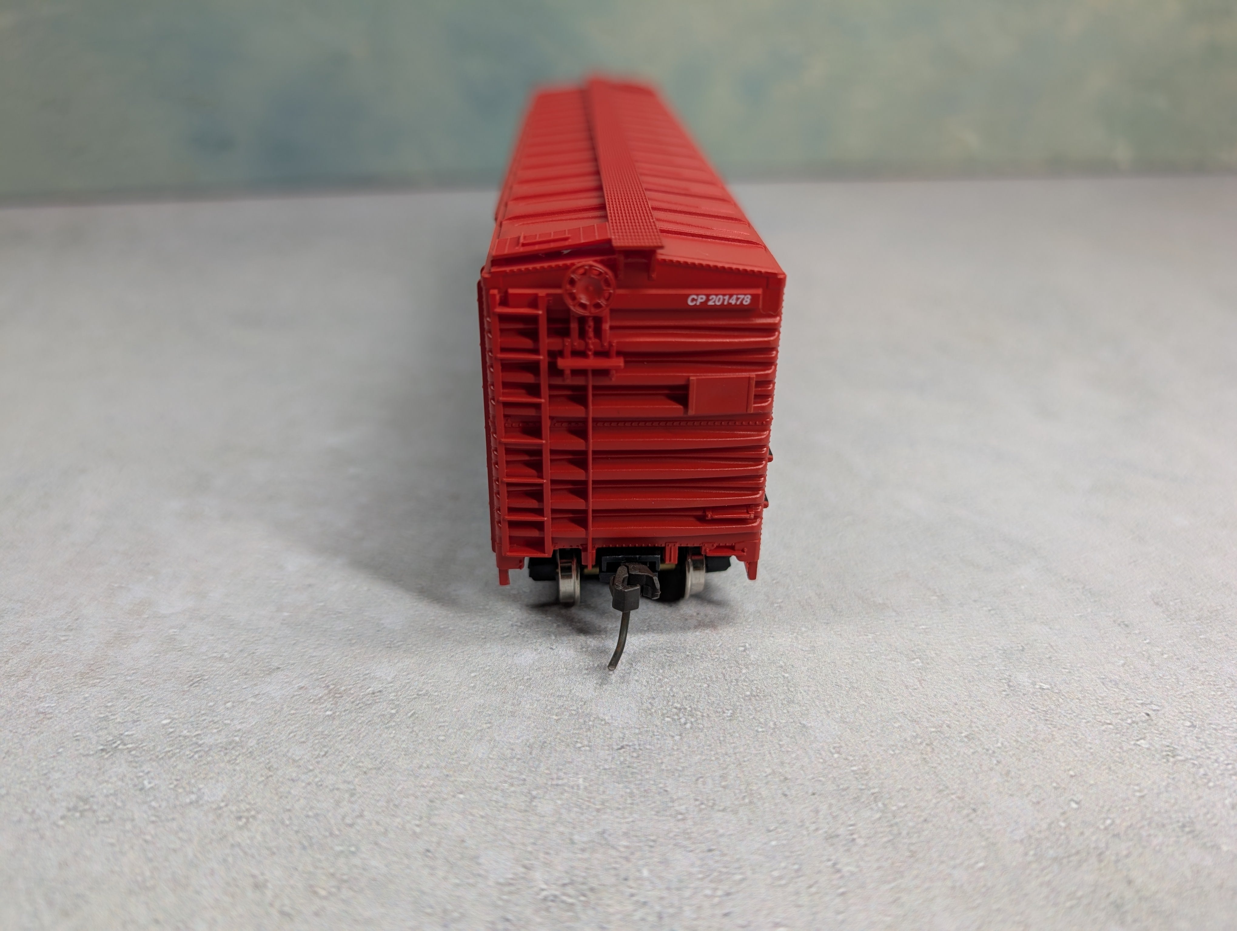USED Accuready Accurail 82061 HO Scale 50' AAR Combo Door Box Car CP Rail #201478