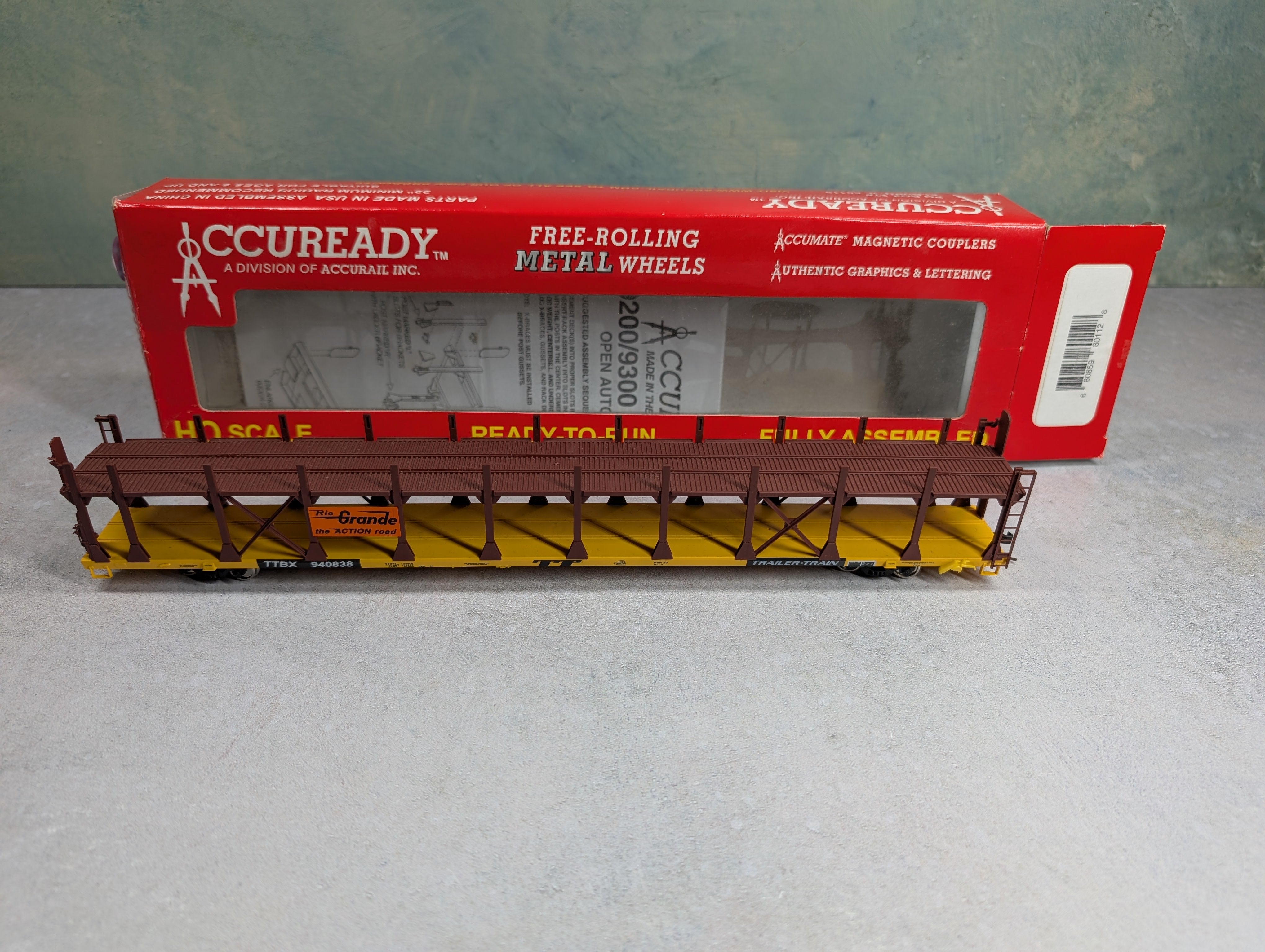 USED Accuready Accurail 80112 HO Scale 89' BI-Level Open Auto Rack Rio Grande TTBX #940838