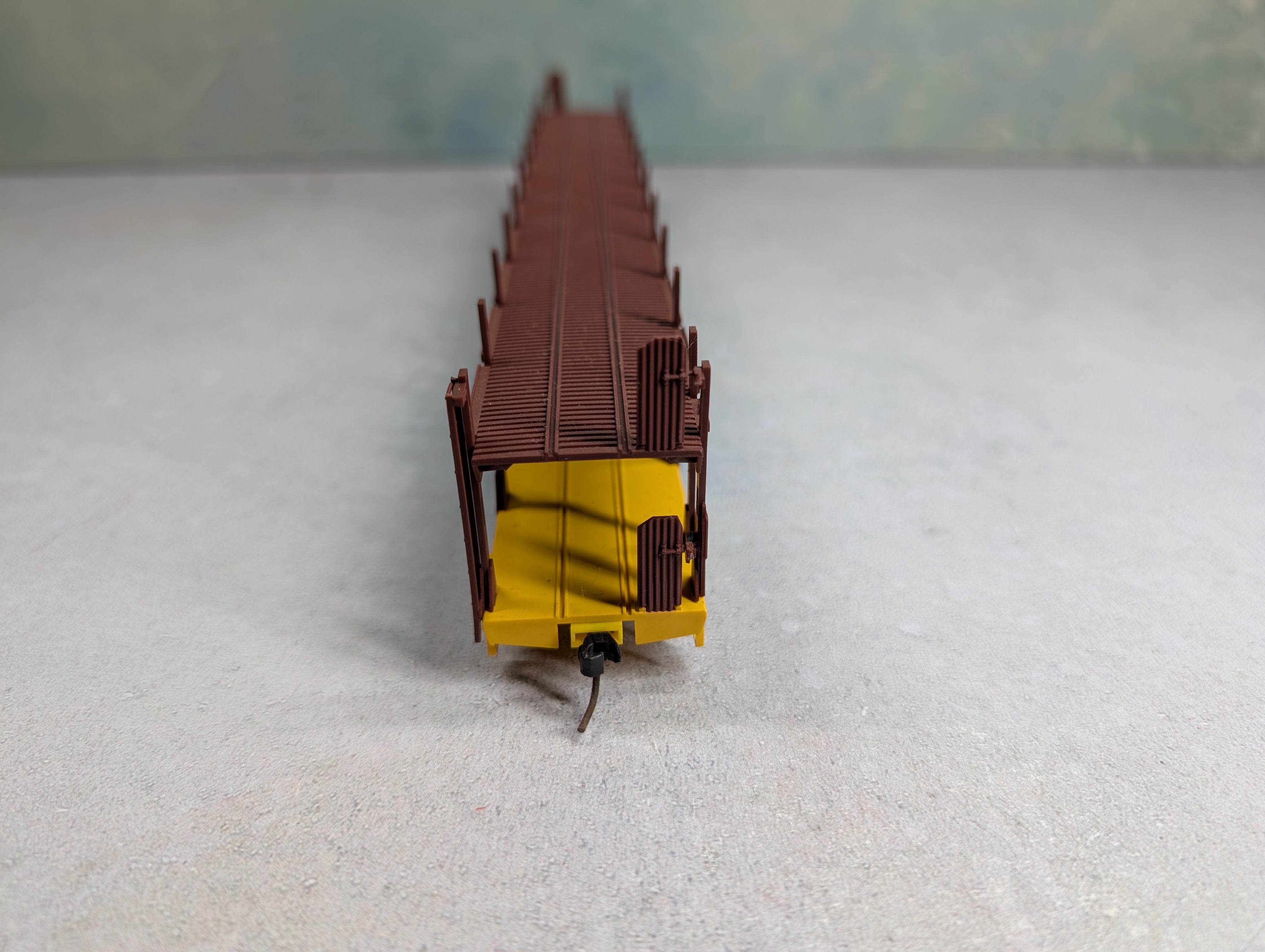 USED Accuready Accurail 80112 HO Scale 89' BI-Level Open Auto Rack Rio Grande TTBX #940838