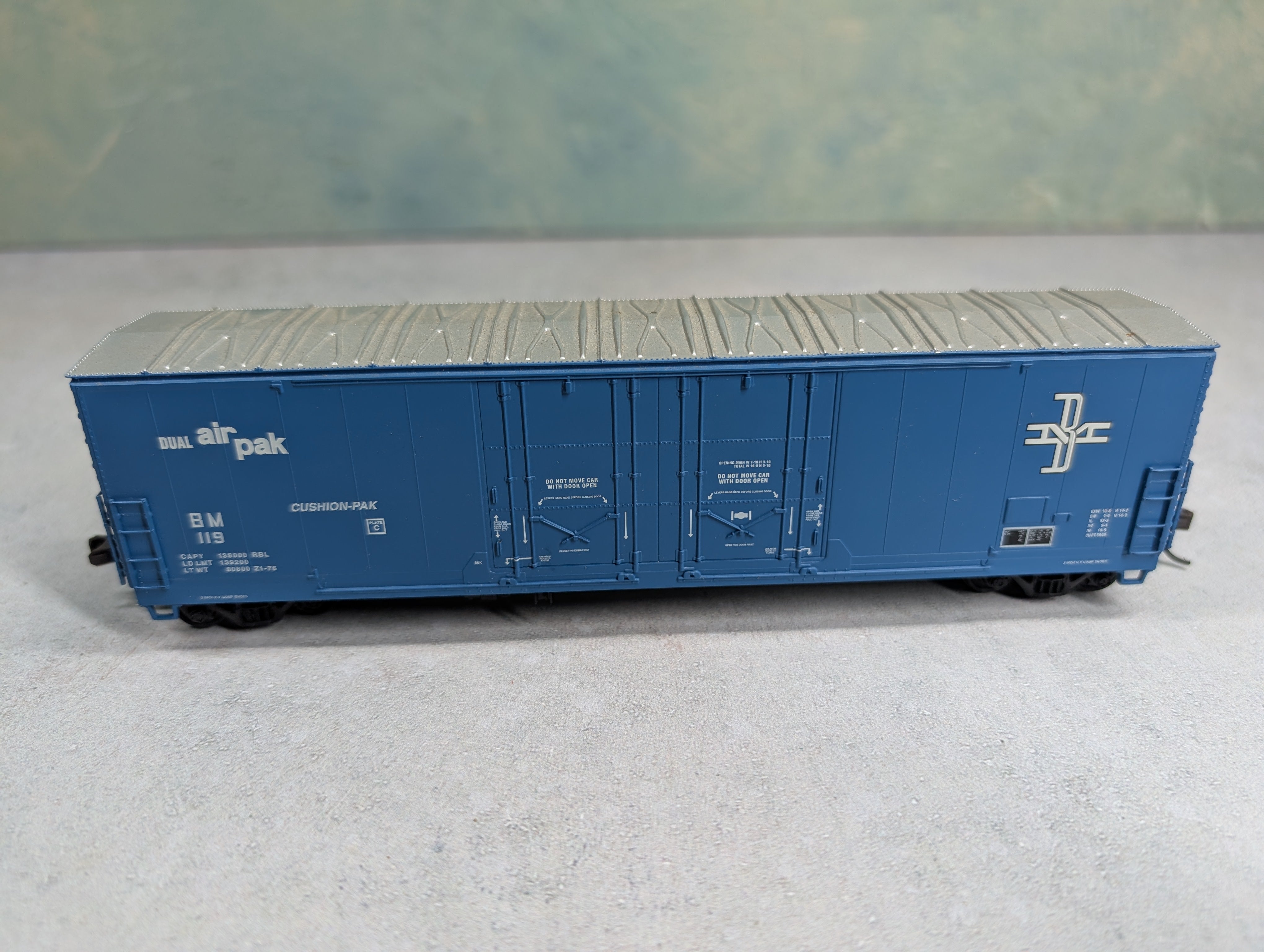 USED Atlas HO Scale 53' Dual Air Pak DD Box Car Boston & Maine BM #119