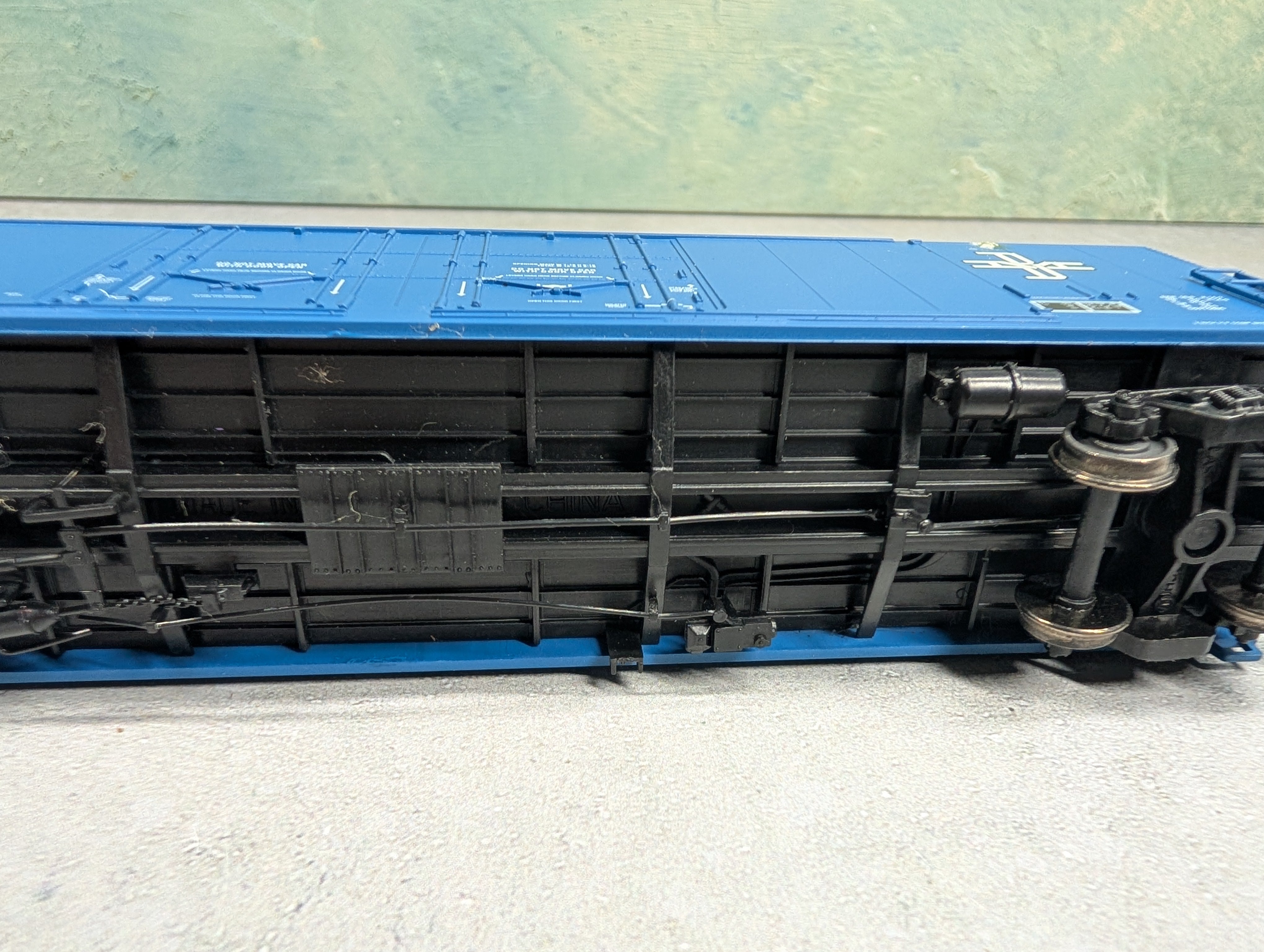 USED Atlas HO Scale 53' Dual Air Pak DD Box Car Boston & Maine BM #119