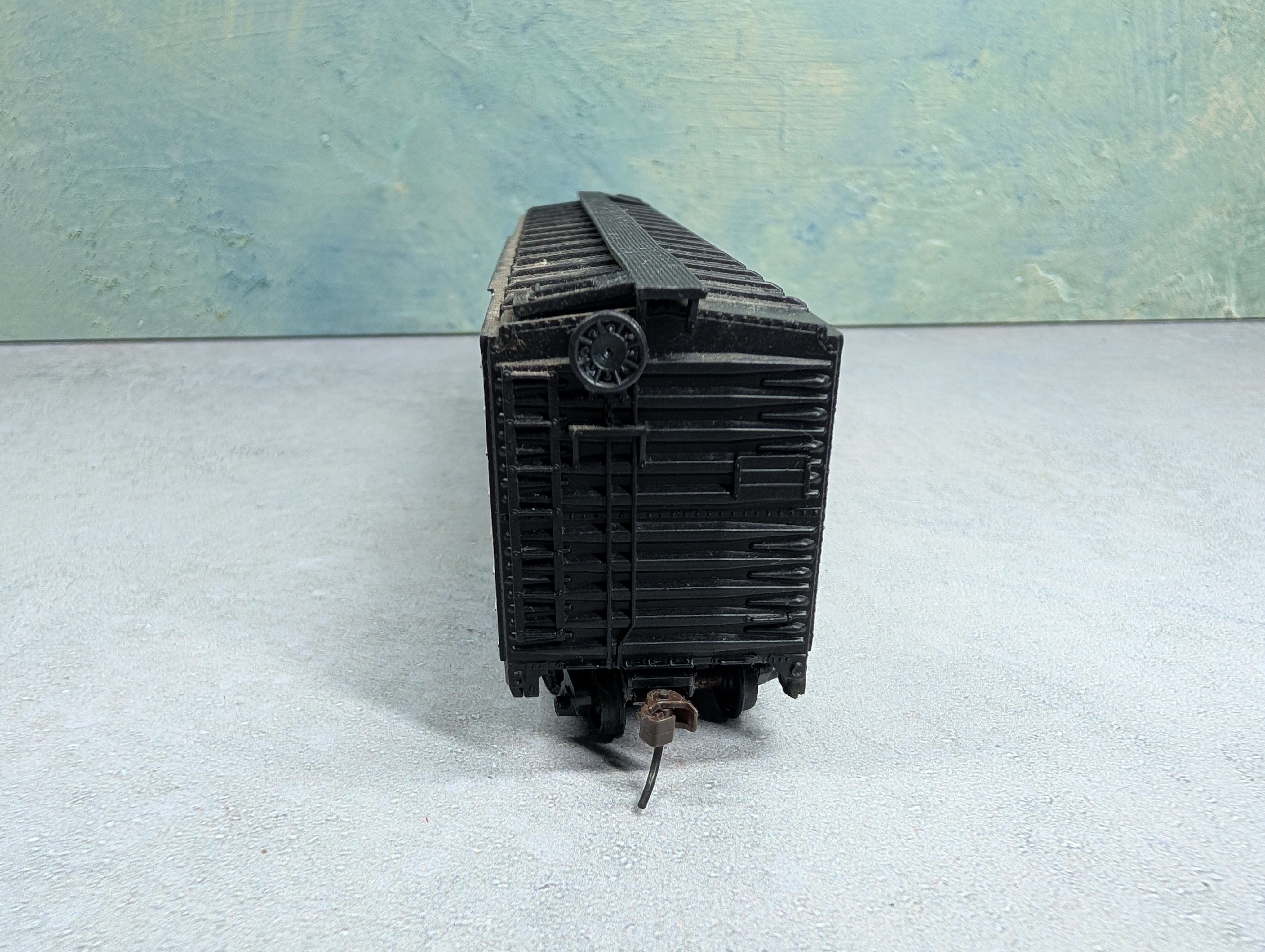 USED Athearn HO Scale 50' Box Car Lehigh Valley LV #8247