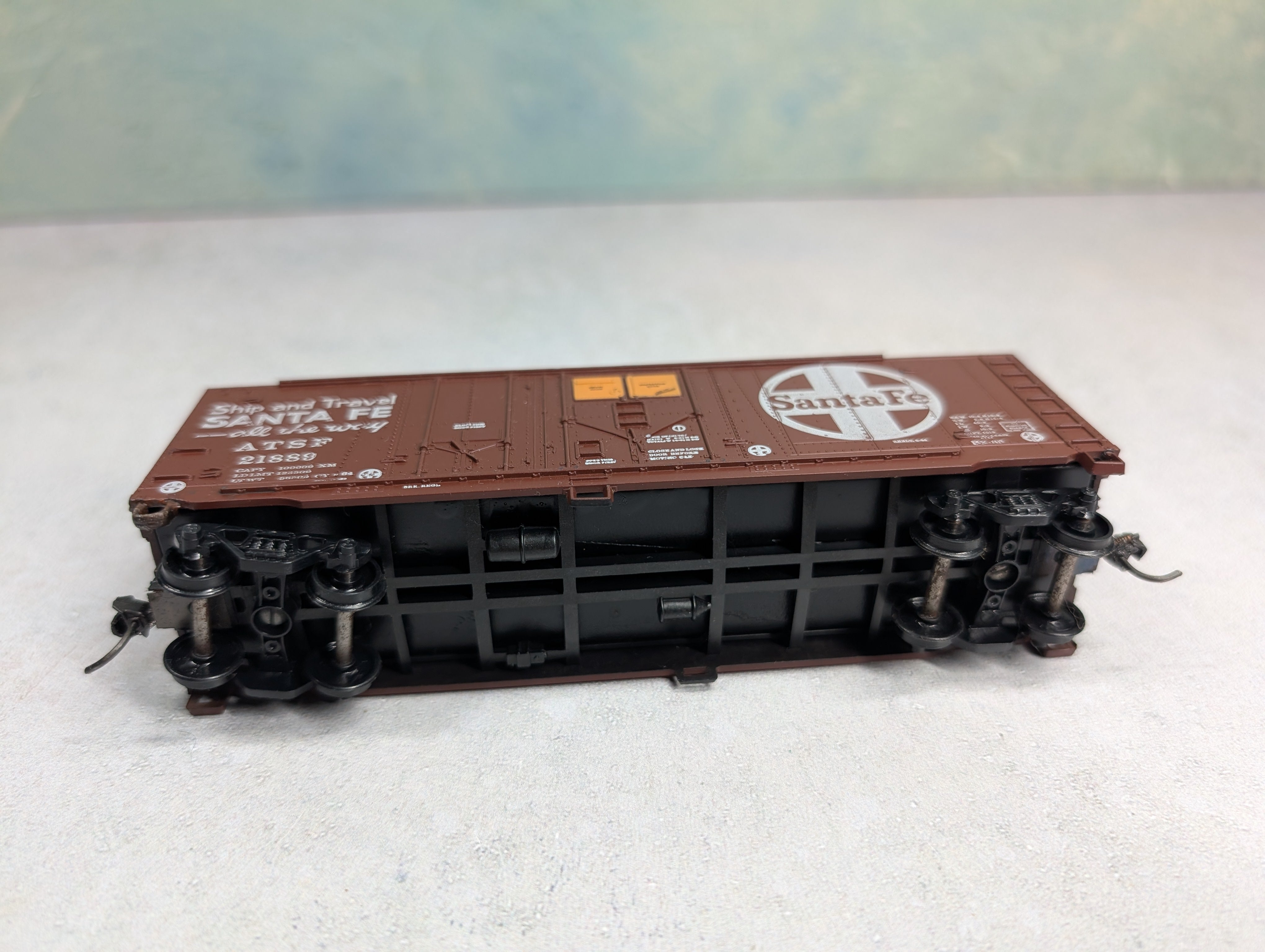USED Athearn HO Scale 40' Box Car Santa Fe ATSF #21889