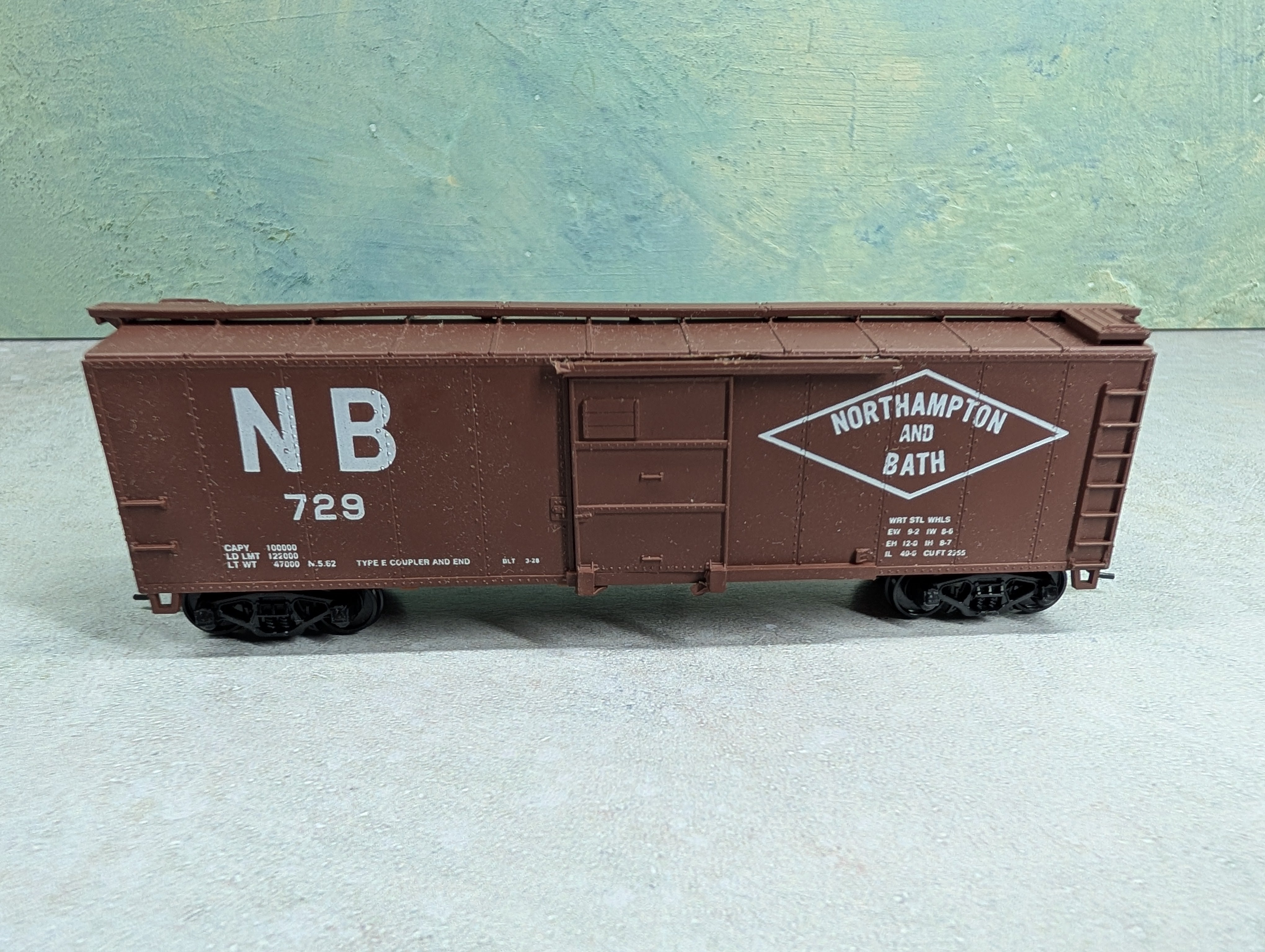 USED Walthers HO Scale 40' Box Car Northampton and Bath NB #729