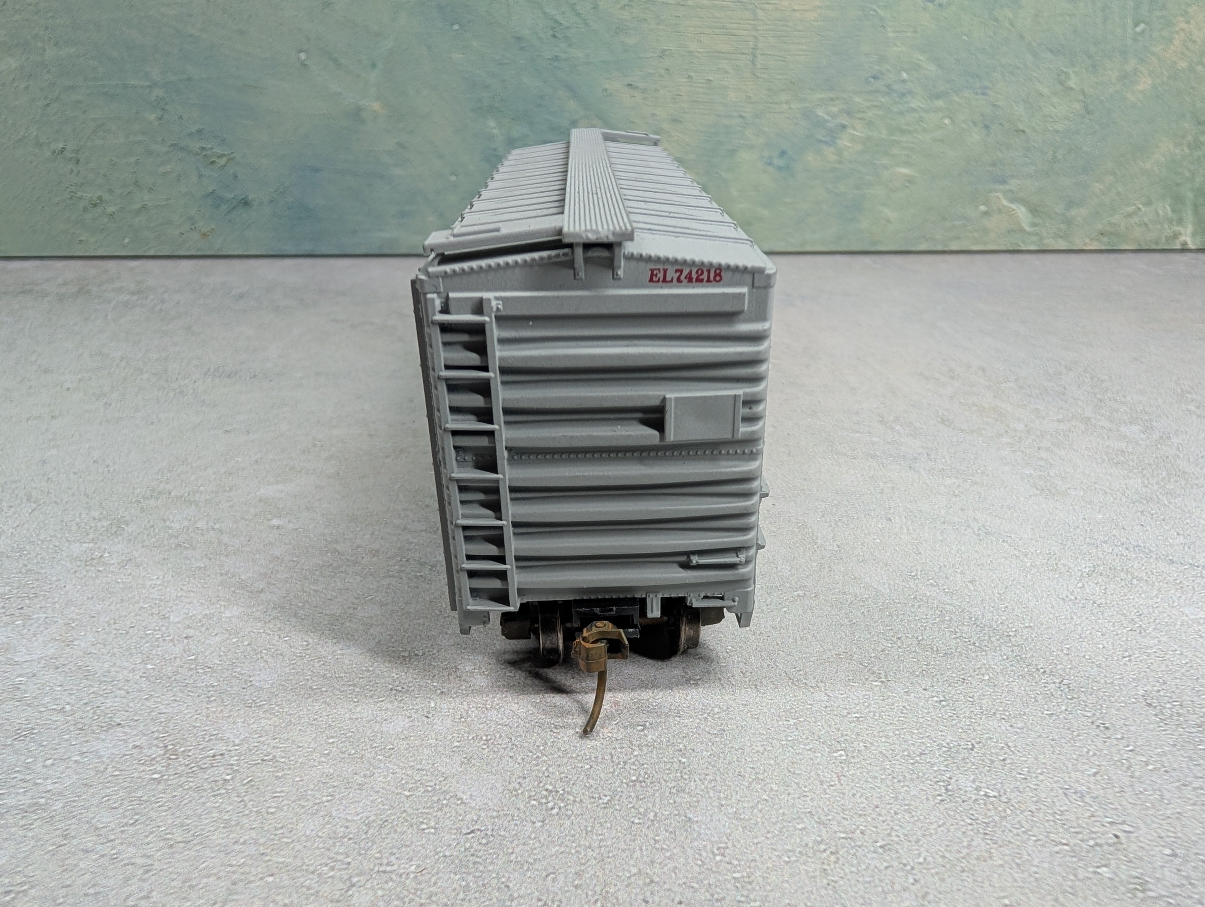 USED Accurail HO Scale 40' Box Car Erie Lackawanna EL #74218