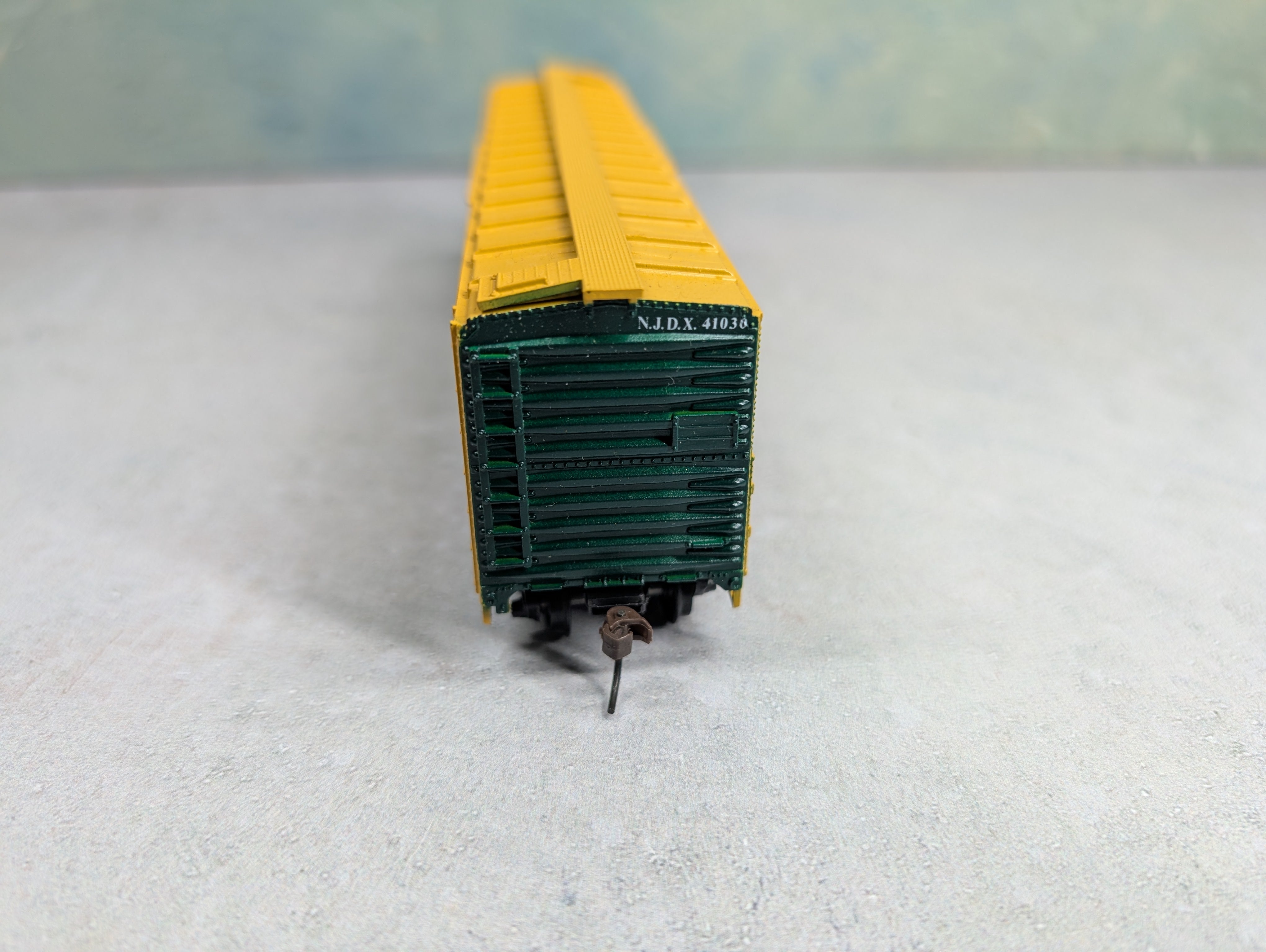 USED Athearn HO Scale 50' Box Car Jersey Central NJDX #41030