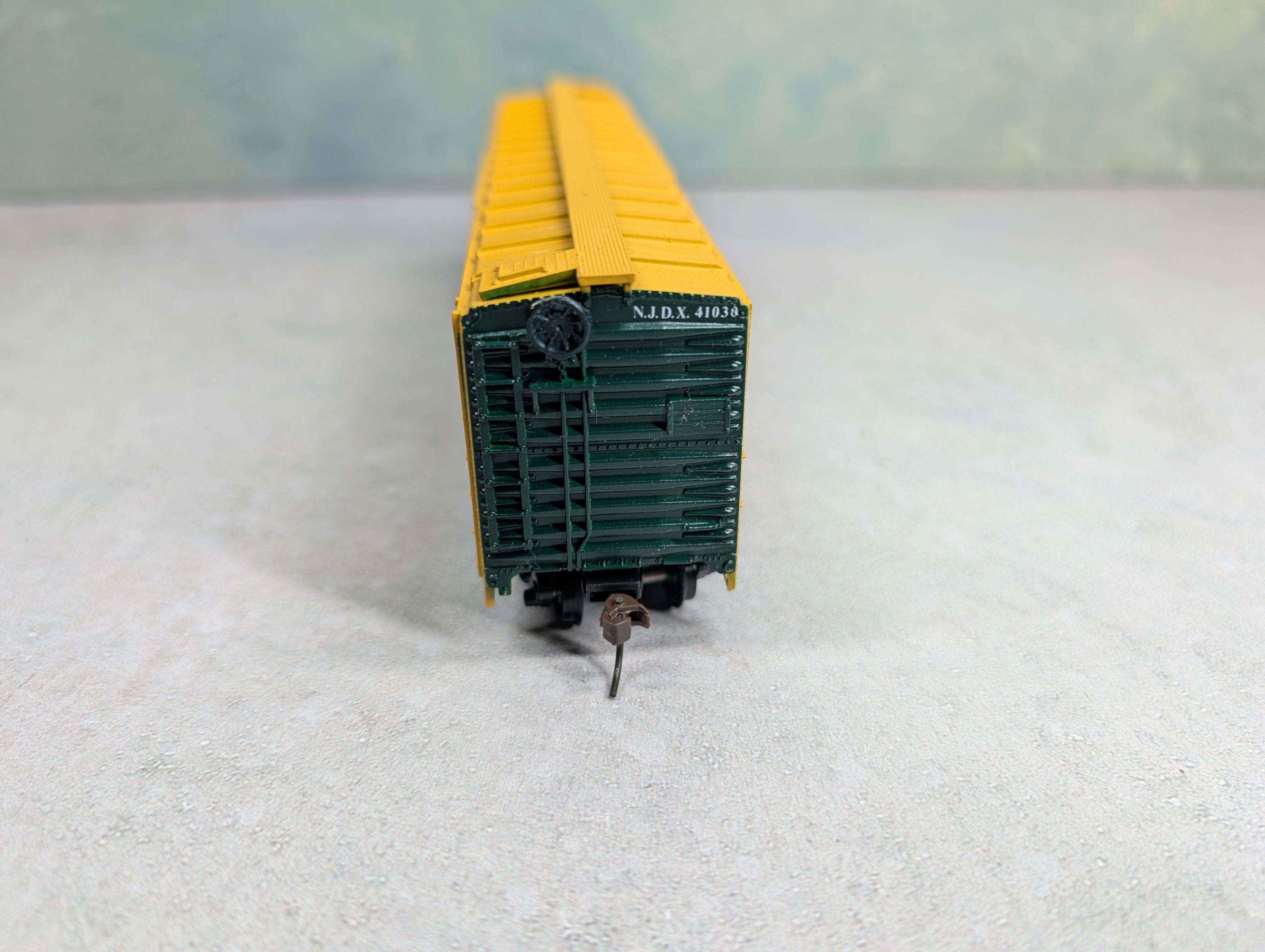 USED Athearn HO Scale 50' Box Car Jersey Central NJDX #41030