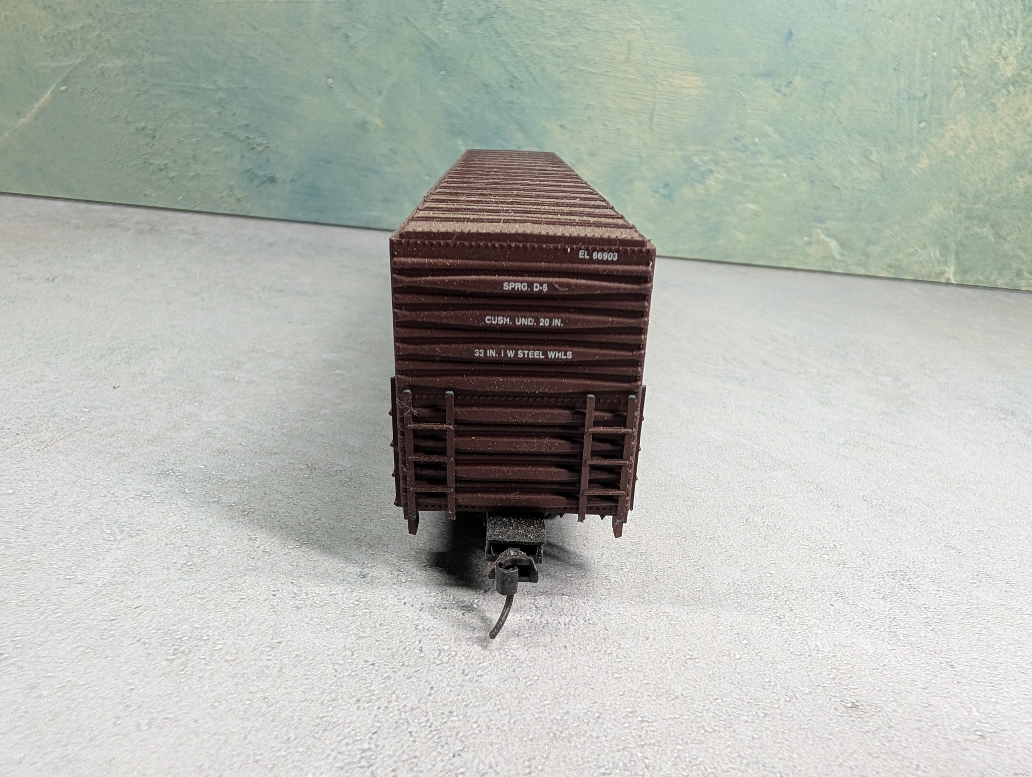 USED Con-Cor HO Scale 60' Box Car Erie Lackawanna EL #66903 Weathered