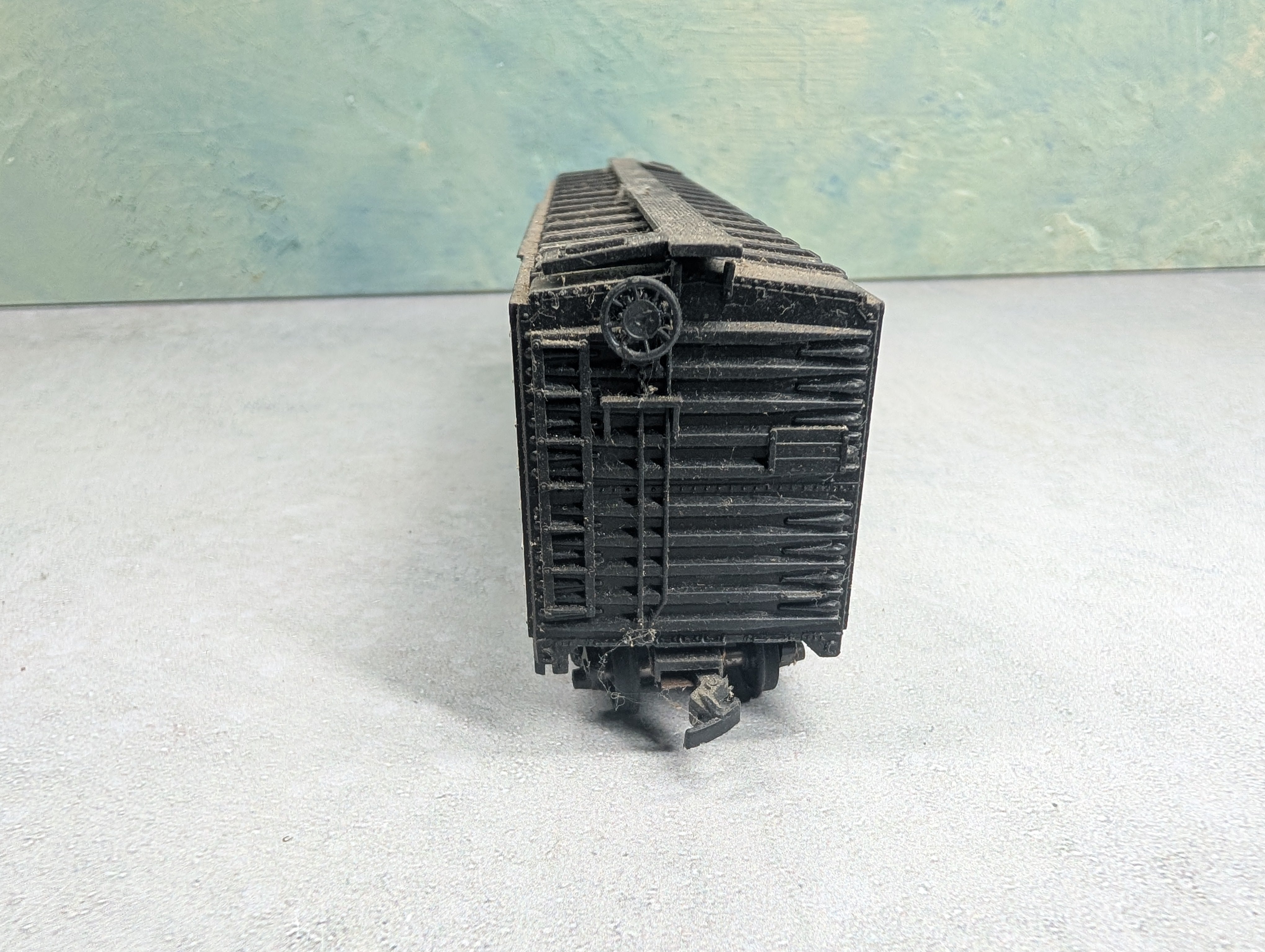 USED Athearn HO Scale 50' Box Car Lehigh Valley LV #8247