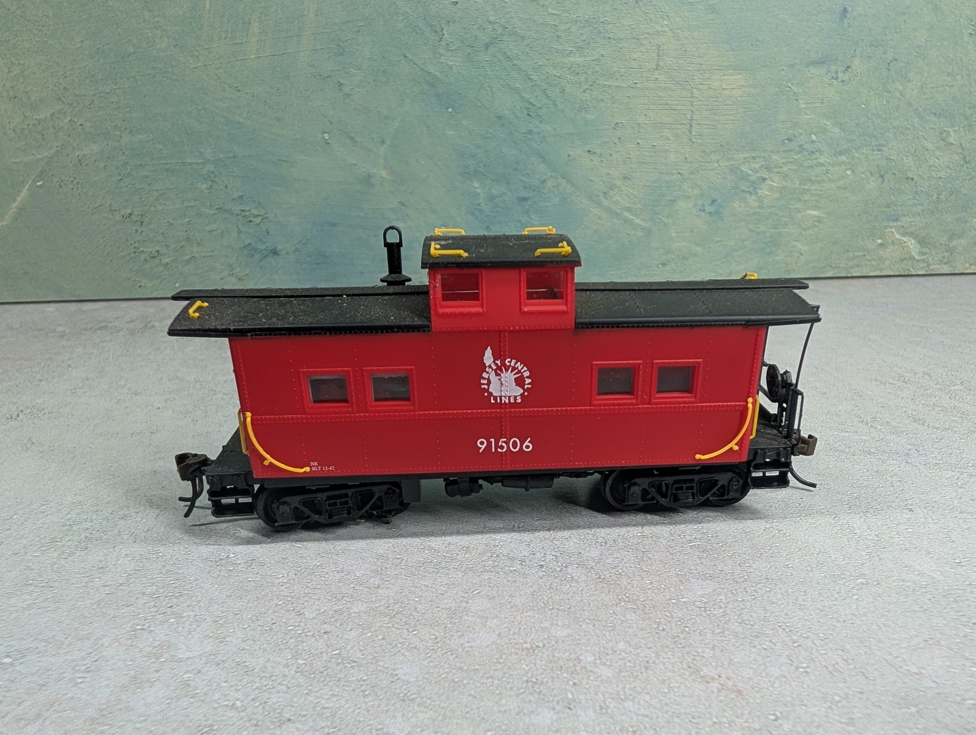 USED Life-Like HO Scale Caboose Jersey Central Lines #91506