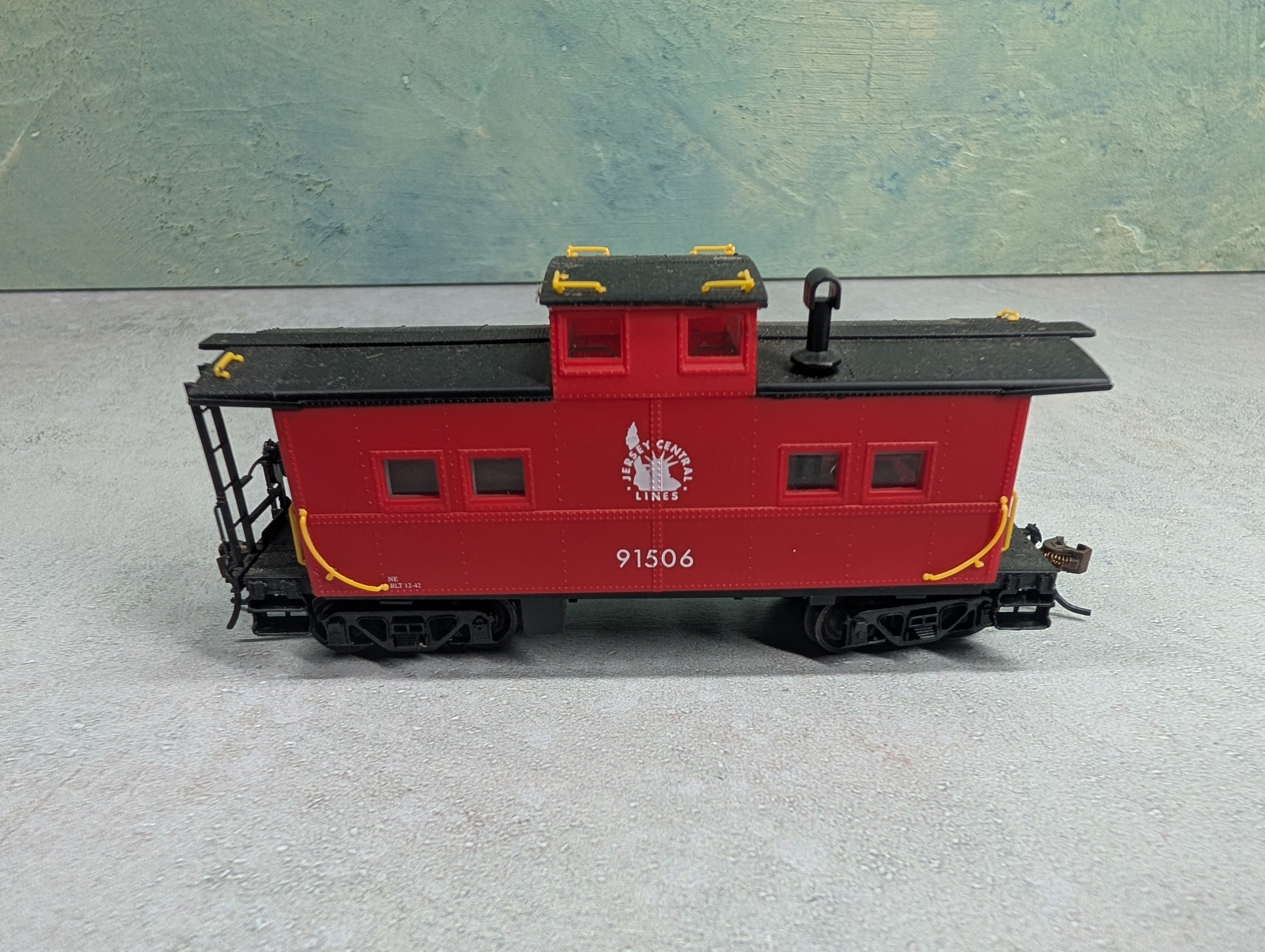 USED Life-Like HO Scale Caboose Jersey Central Lines #91506