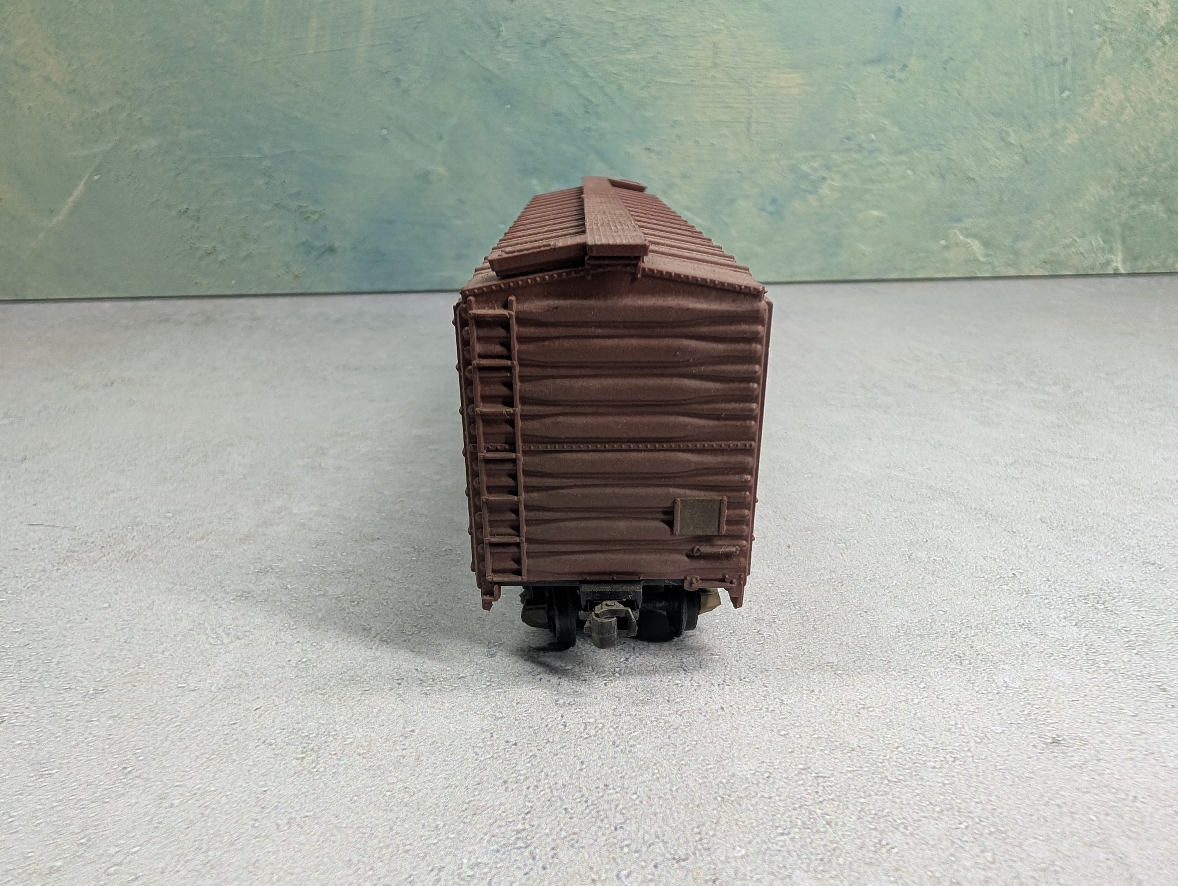 USED Roundhouse HO Scale 50' Box Car Erie Lackawanna EL #68375 Light Weathering