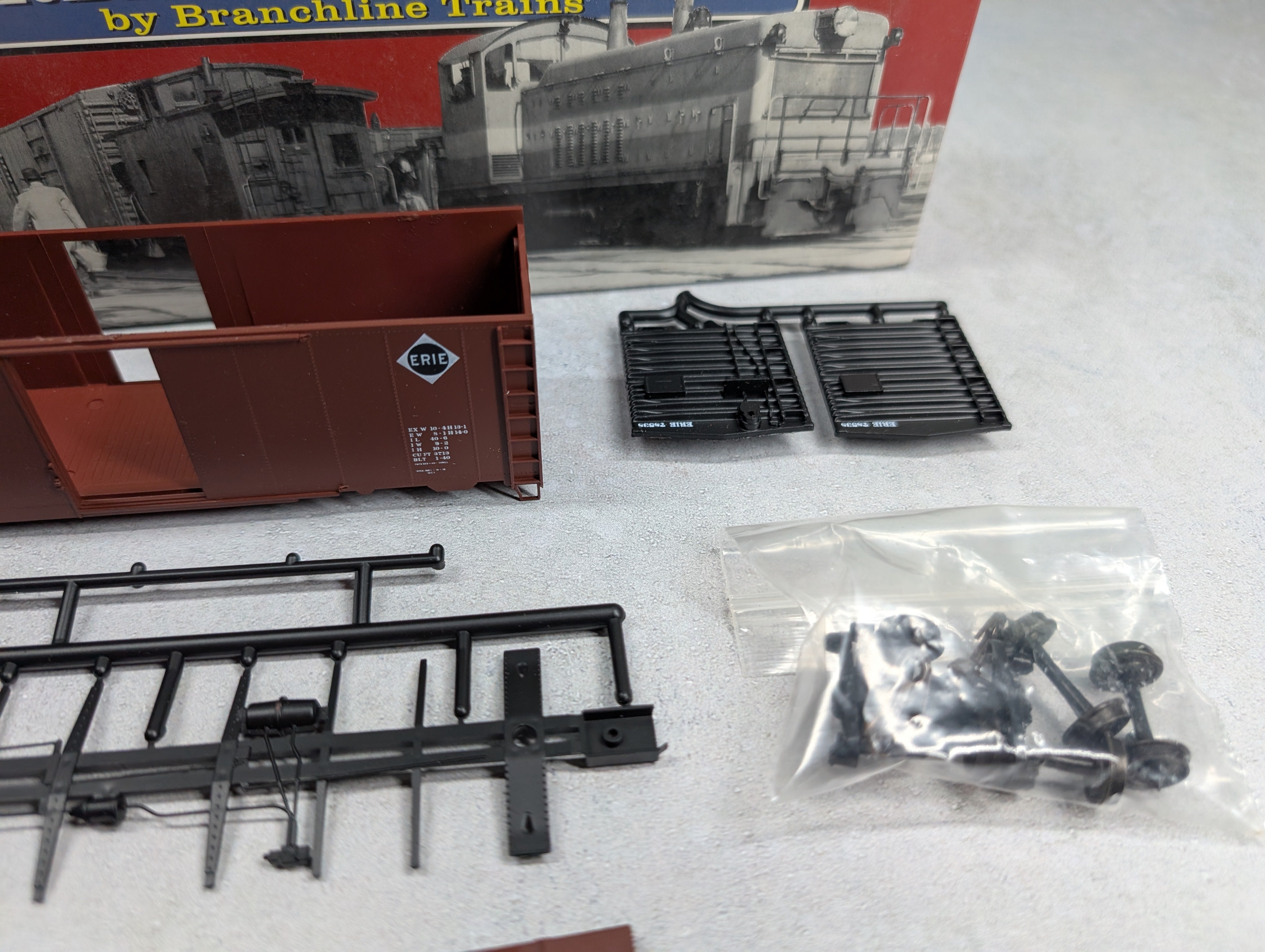 USED Branchline HO Scale AAR 40' Box Car Erie #78538 KIT