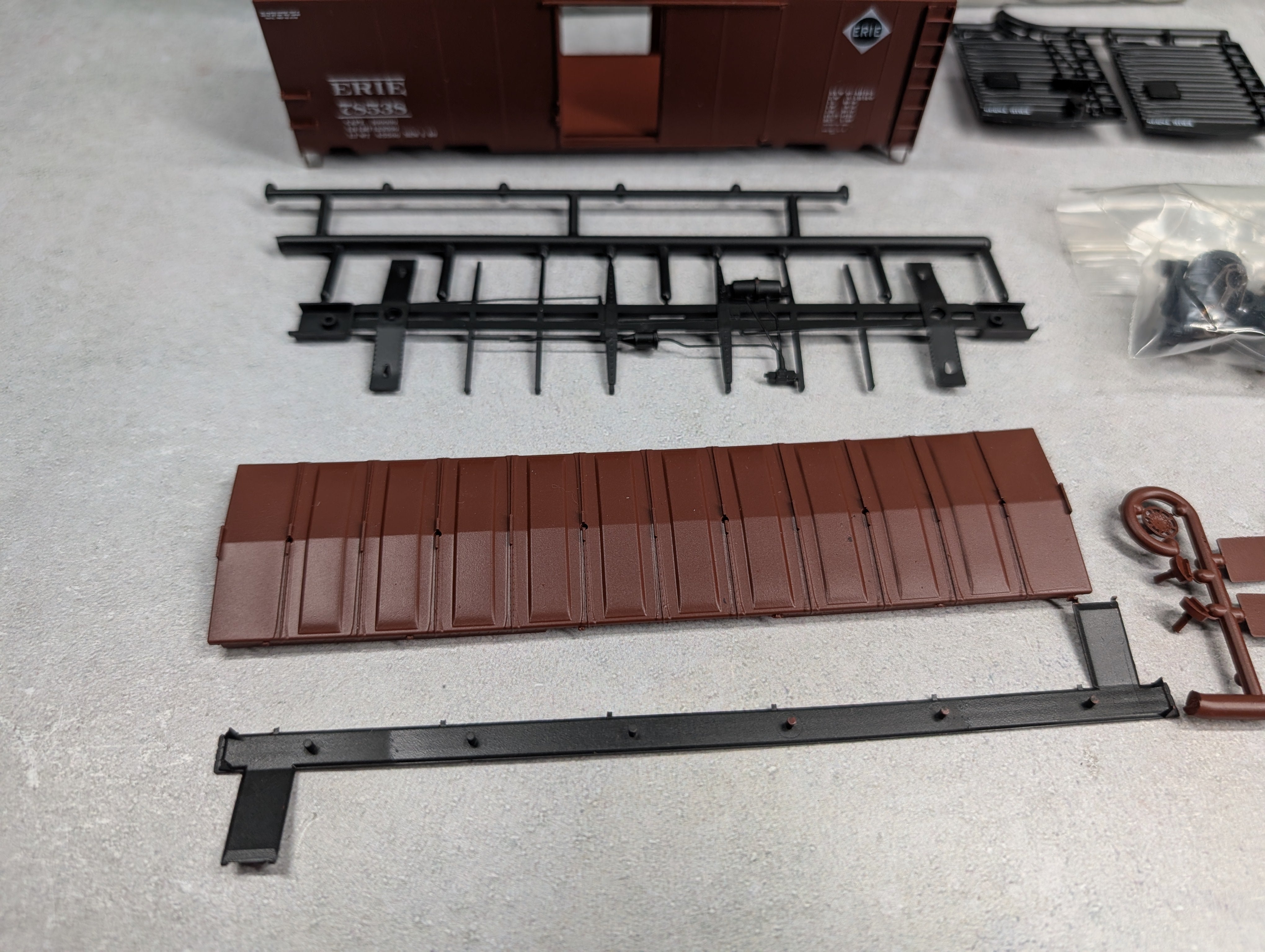 USED Branchline HO Scale AAR 40' Box Car Erie #78538 KIT