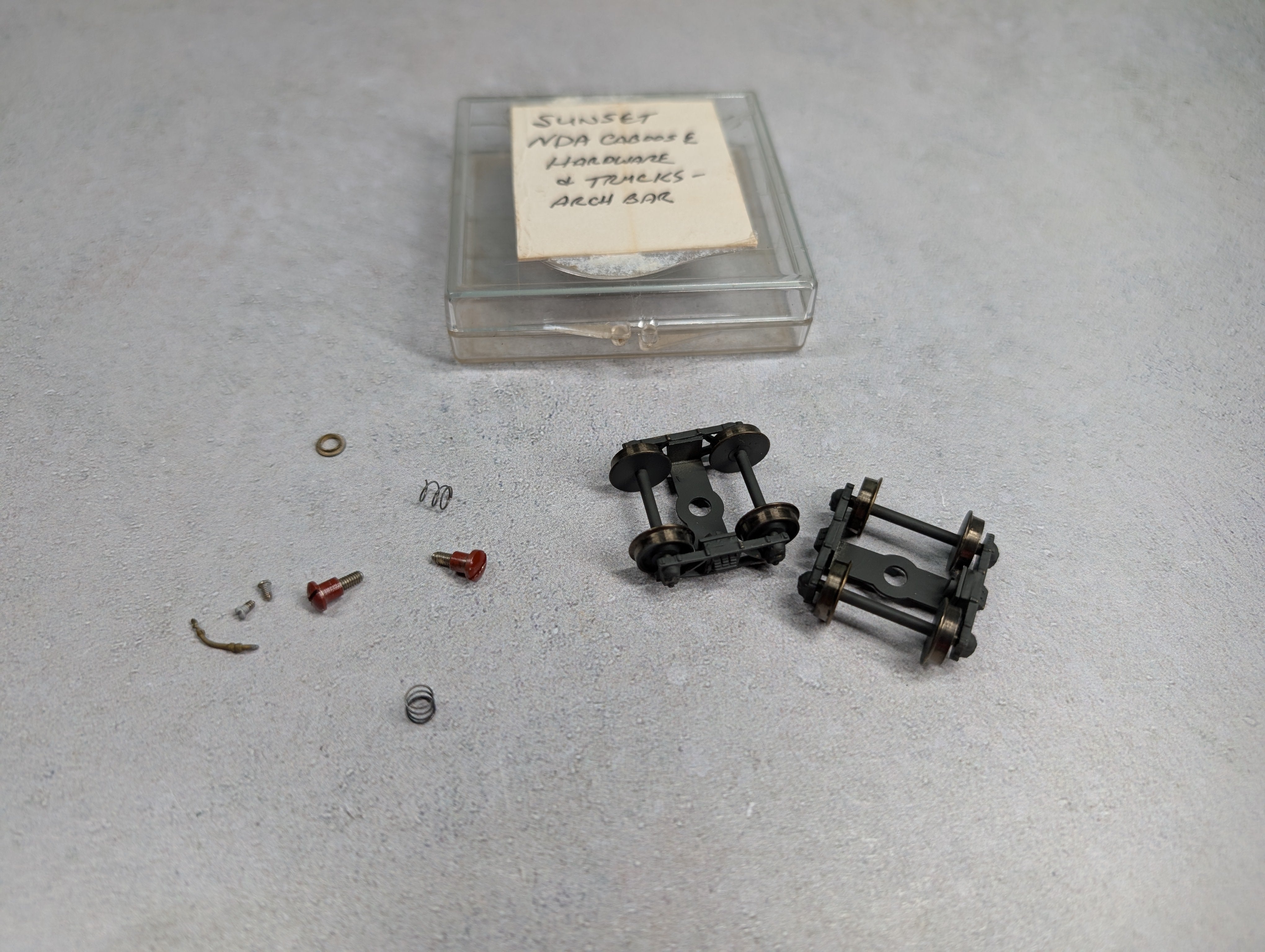USED Sunset Models HO Scale NDA Caboose Hardware & Arch Bar Trucks