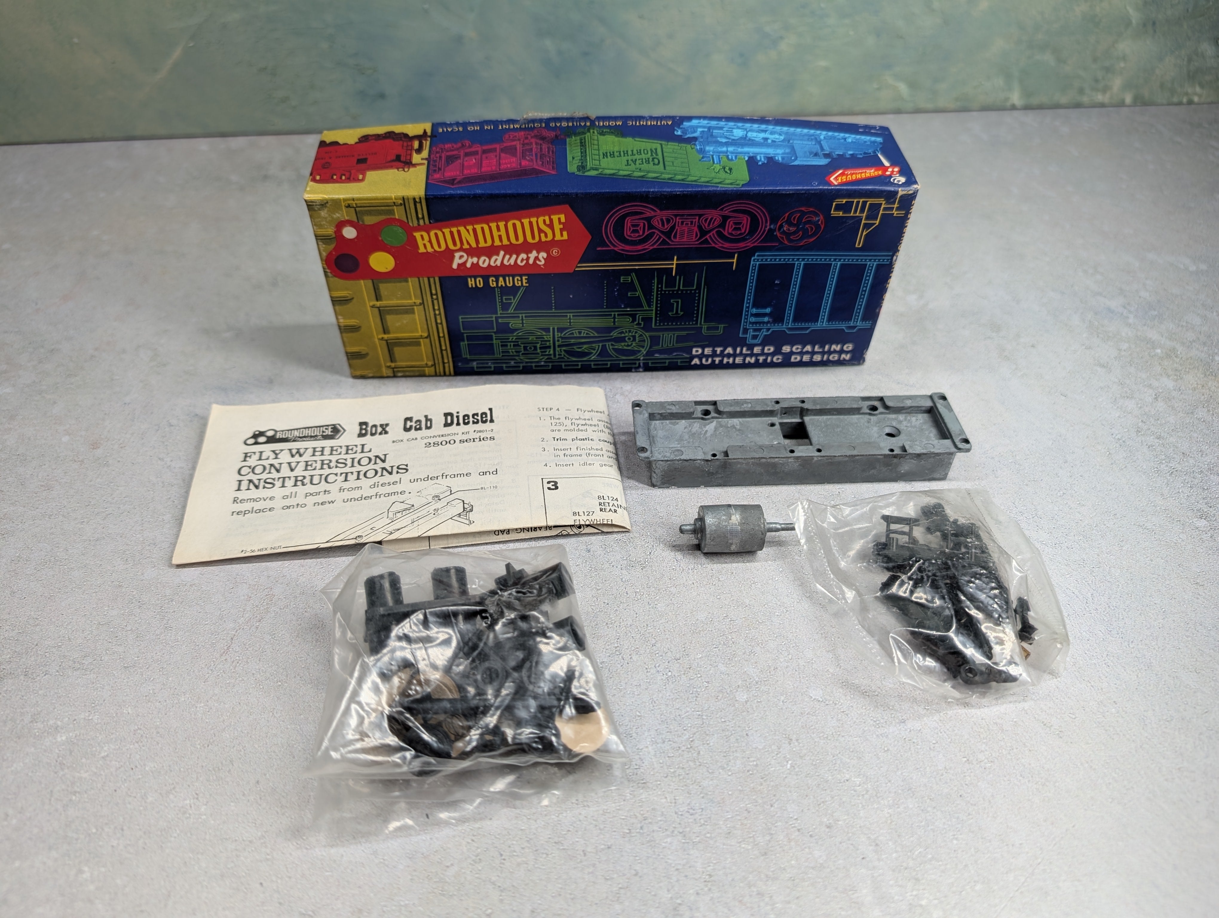 USED Roundhouse 329117 HO Scale Box Cab Diesel Flywheel Conversion Kit w/ Instructions KIT